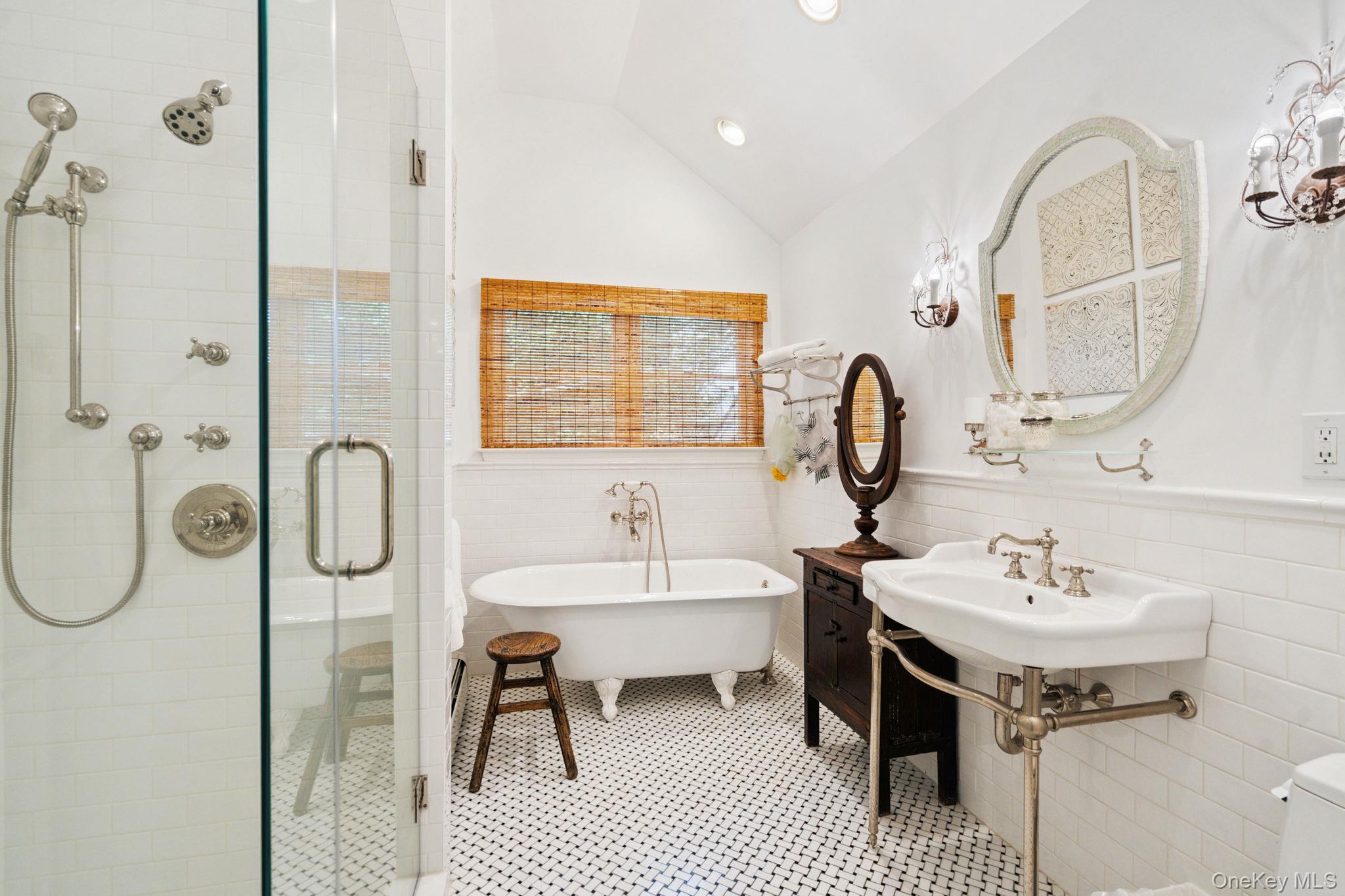 #14 photo, 58 Birchwood Park Drive, ナッソー郡 Jericho , NY 11753