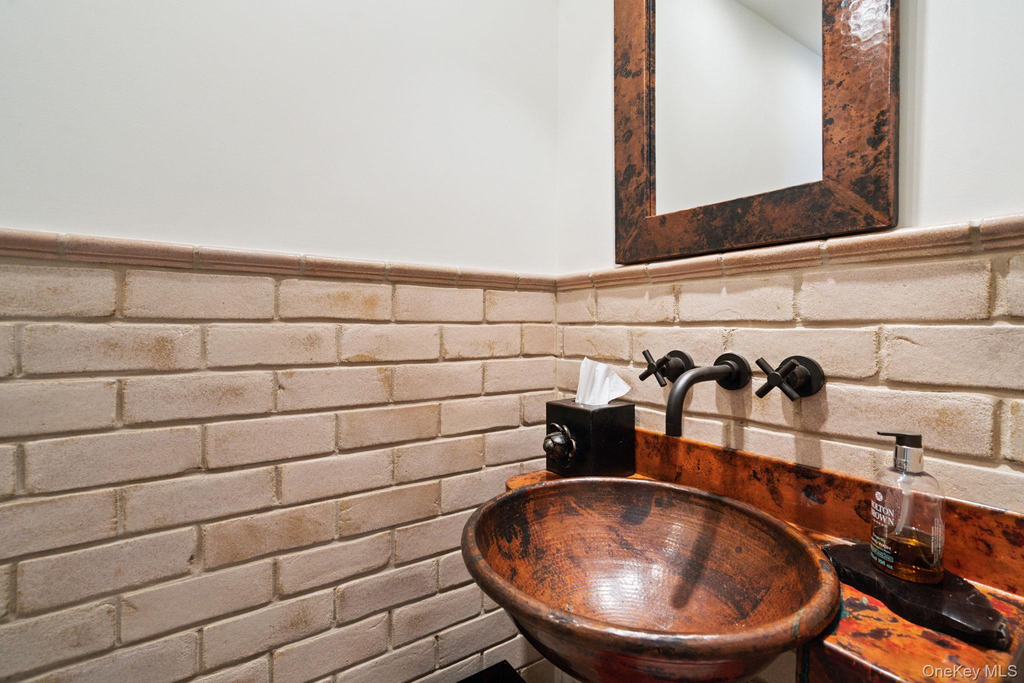 #19 photo, 58 Birchwood Park Drive, ナッソー郡 Jericho , NY 11753