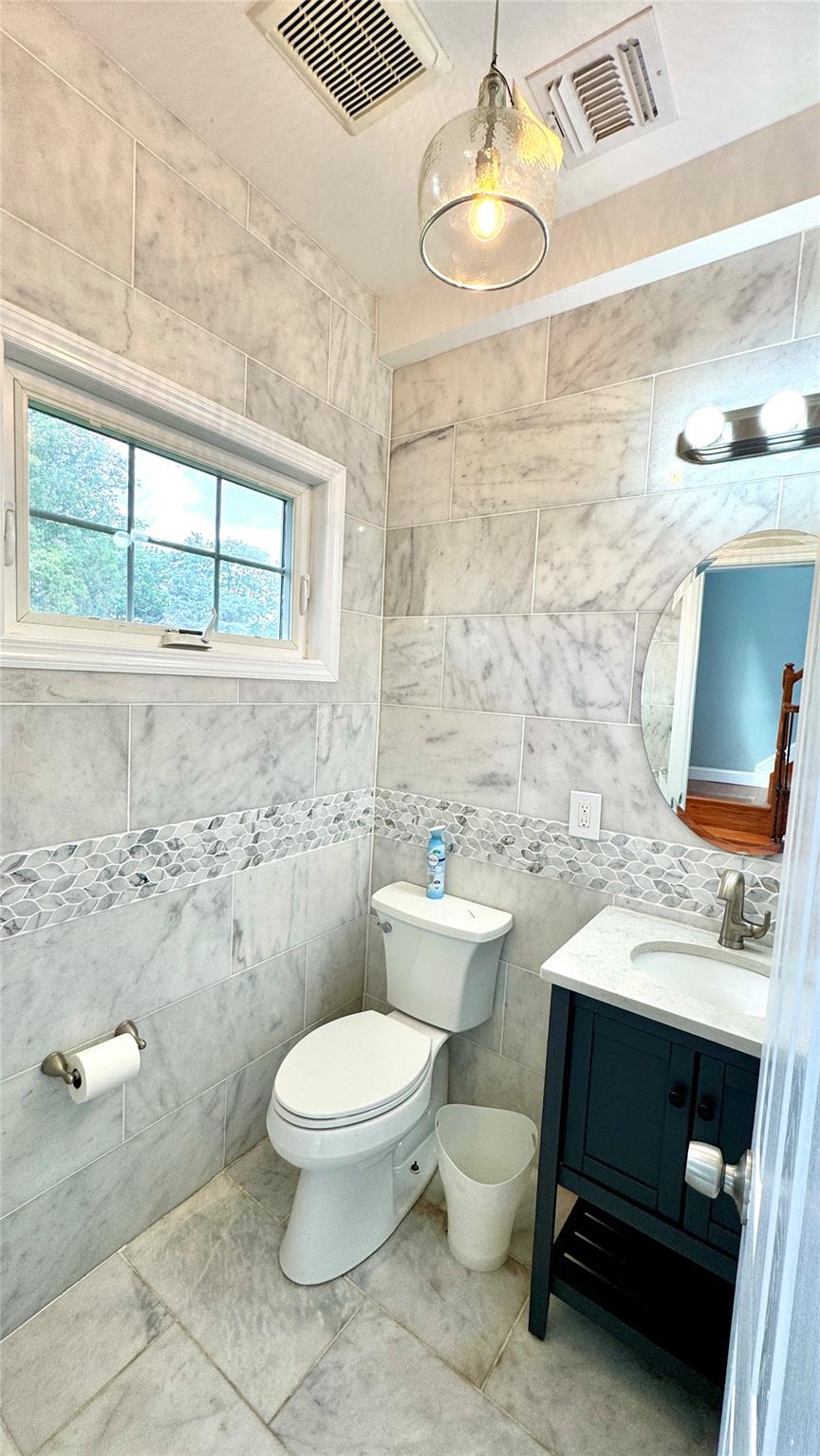 #13 photo, 99 Winter Lane, ナッソー郡 Hicksville , NY 11801