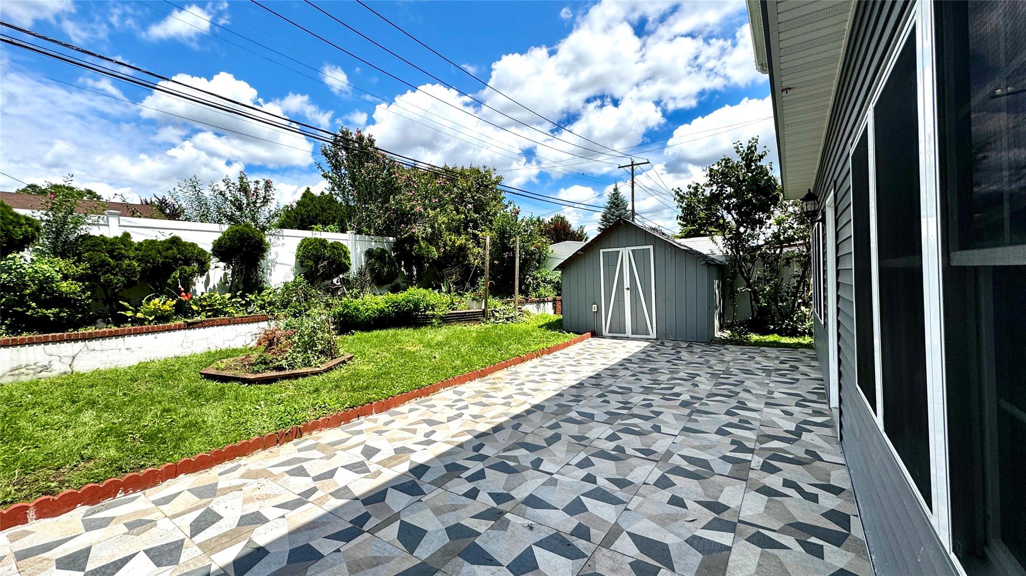 #17 photo, 99 Winter Lane, ナッソー郡 Hicksville , NY 11801