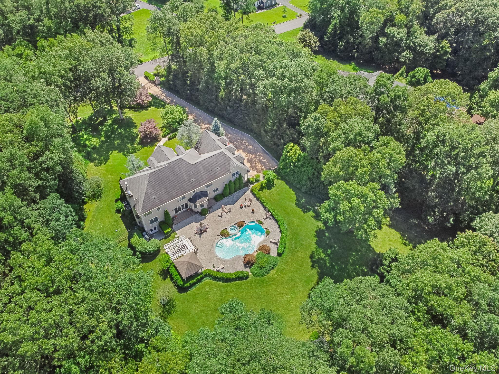 #2 photo, 4 Hageman Court, Katonah , NY 10536