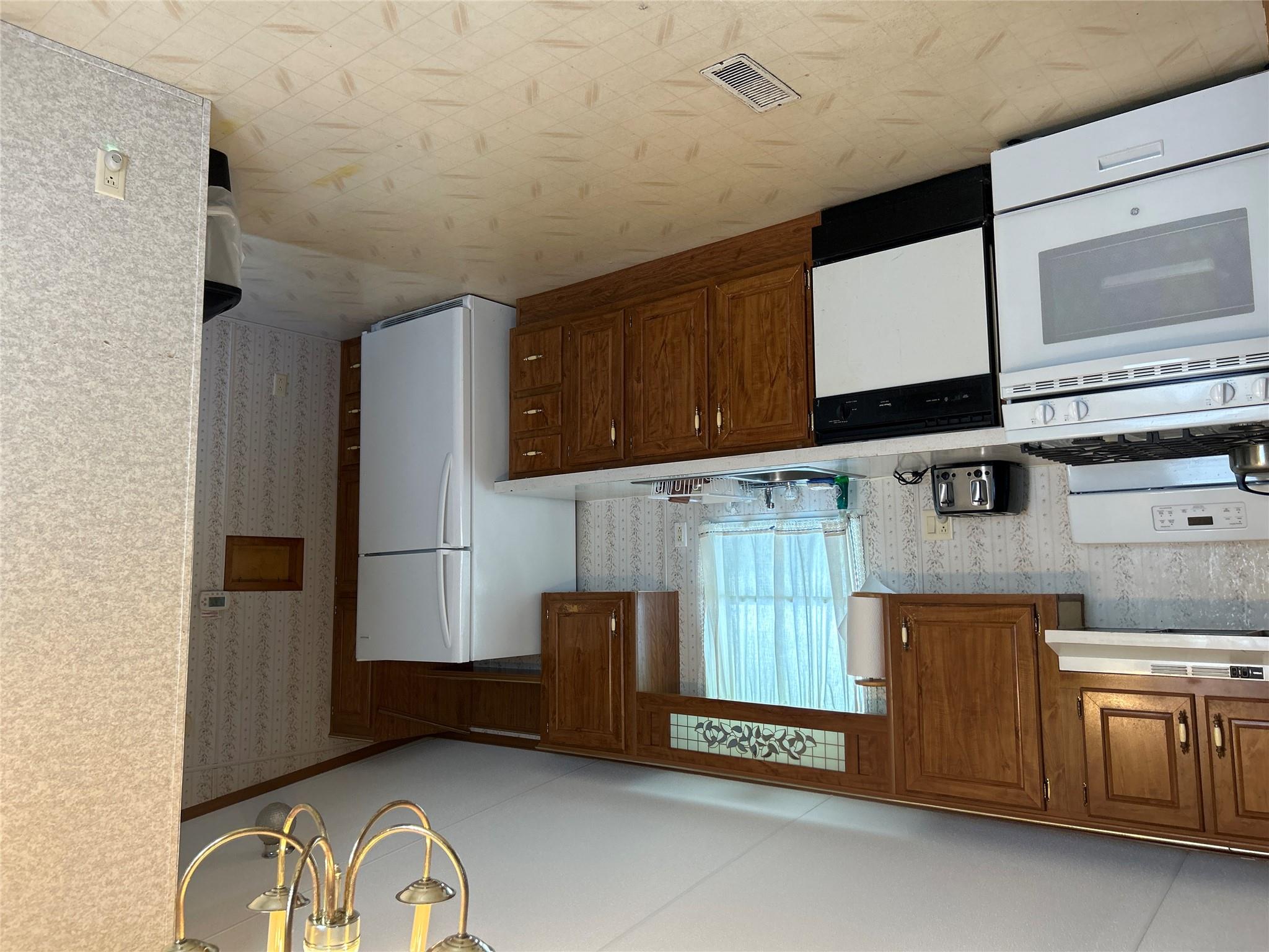 #5 photo, 5 Old Post Road #3, Millerton , NY 12546