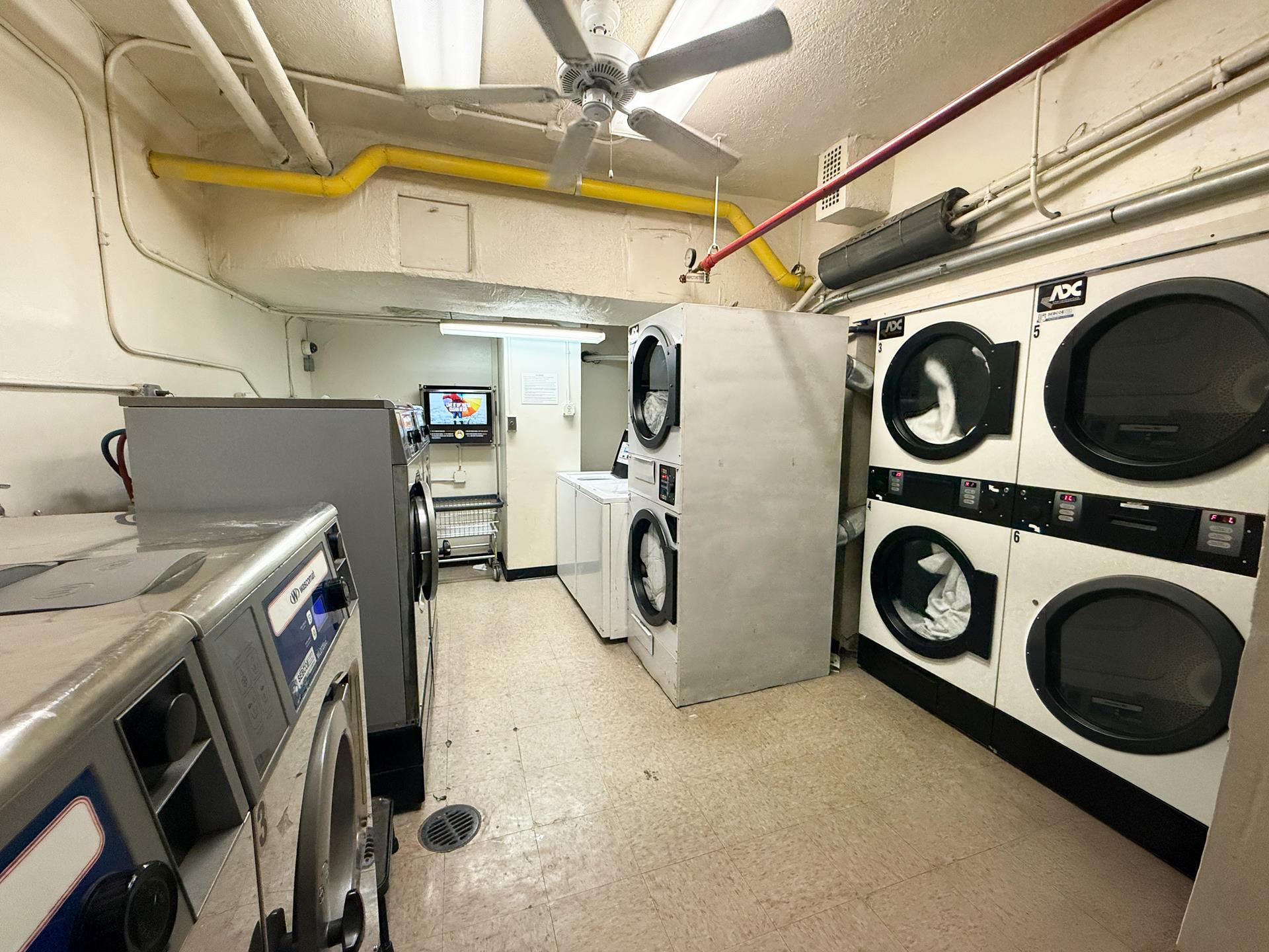 #13 photo, 301 E 64TH Street, マンハッタン Lenox Hill , NY 10065