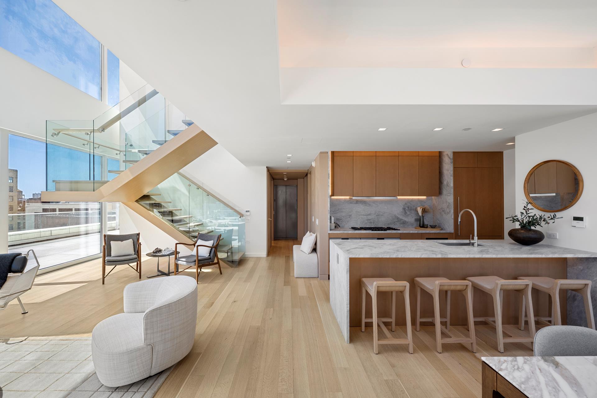 #6 photo, 611 W 56TH Street, マンハッタン Hells Kitchen , NY 10019