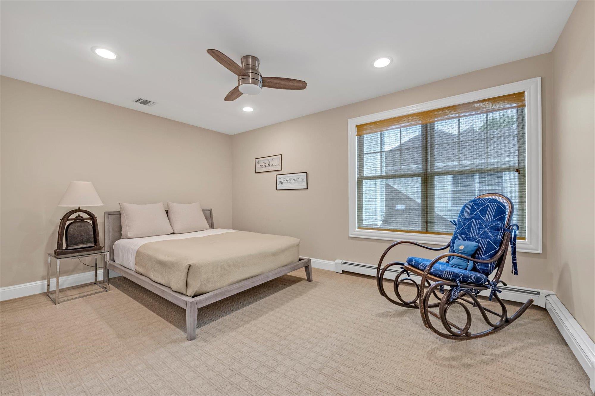 #20 photo, 155 Eagle Crest, Port Washington , NY 11050