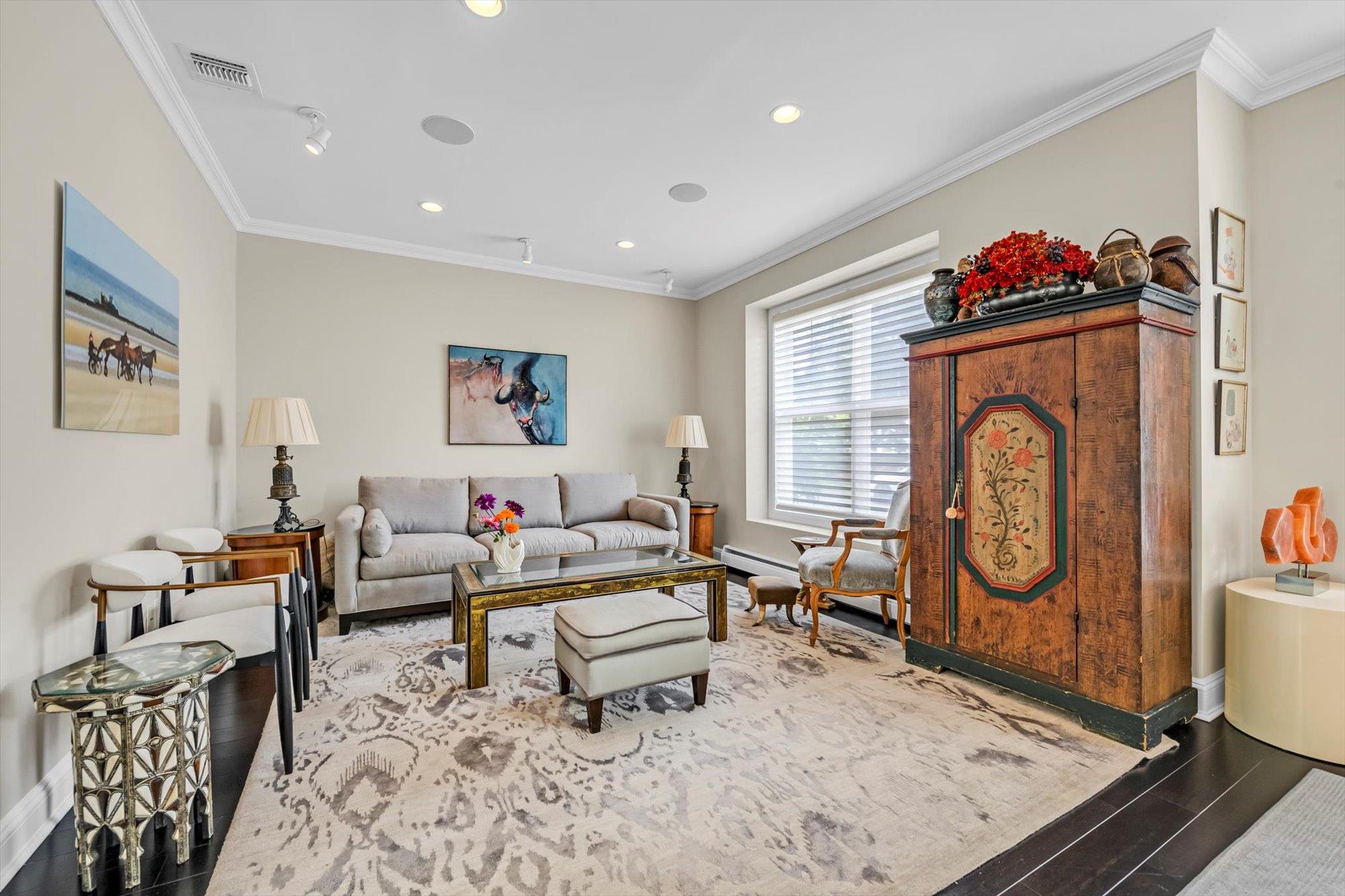 #8 photo, 155 Eagle Crest, Port Washington , NY 11050