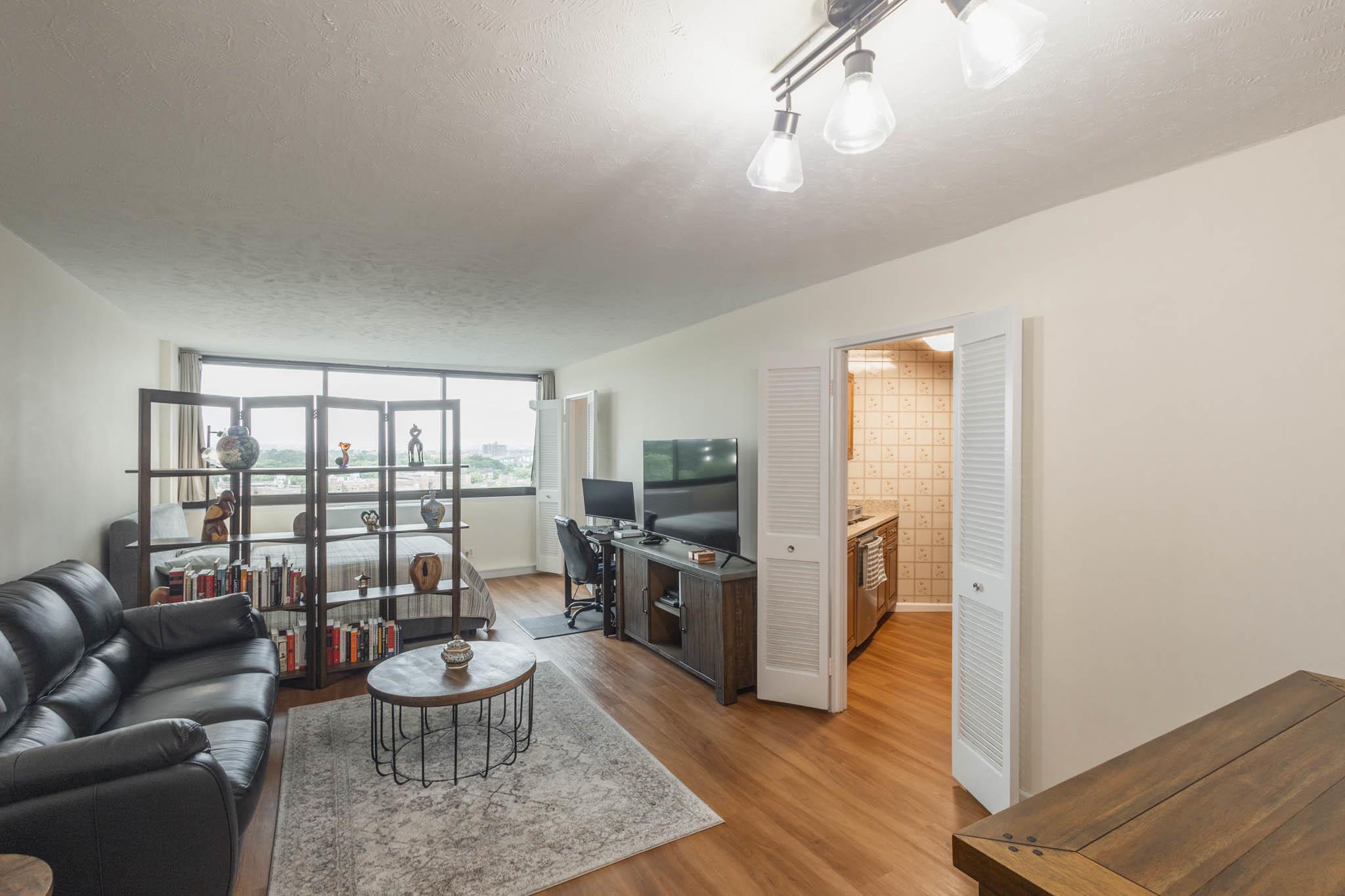 #1 photo, 2 Bay Club Drive, 皇后區 貝塞 Bayside , NY 11360