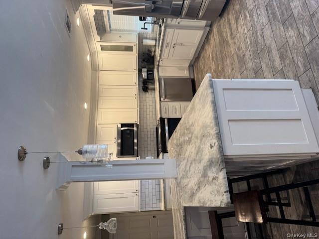 #4 photo, 42 Bulaire Road, ナッソー郡 East Rockaway , NY 11518