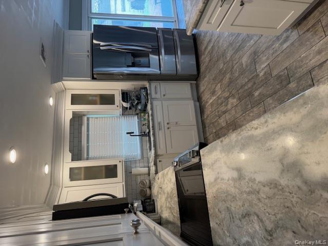 #9 photo, 42 Bulaire Road, ナッソー郡 East Rockaway , NY 11518