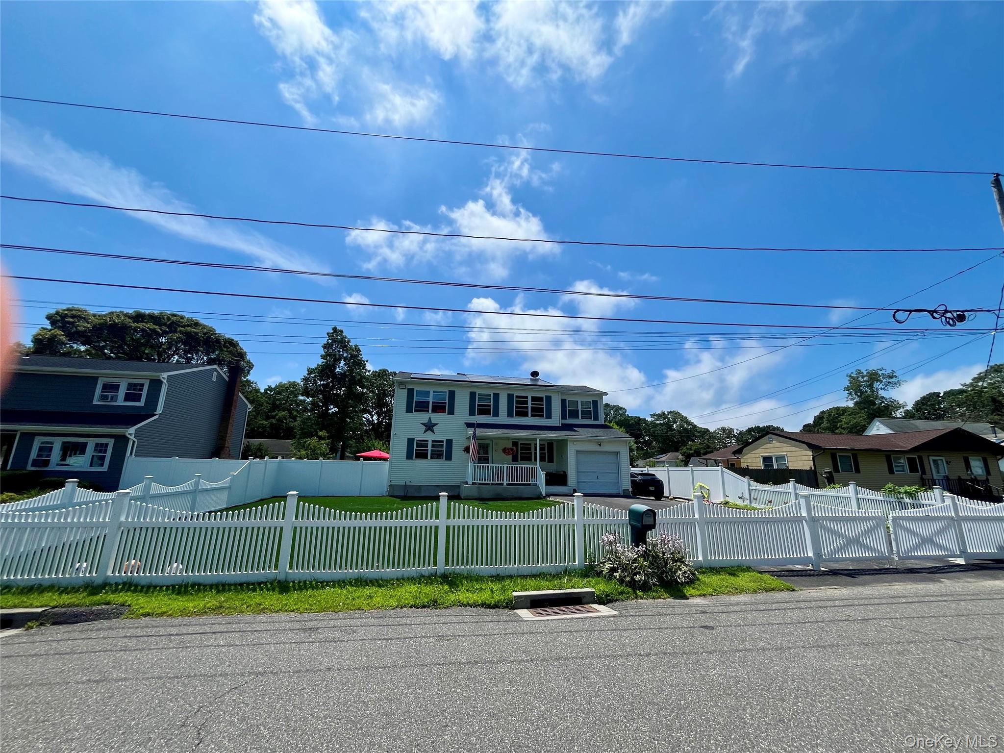 #3 photo, 42 Adobe Drive, Shirley , NY 11967