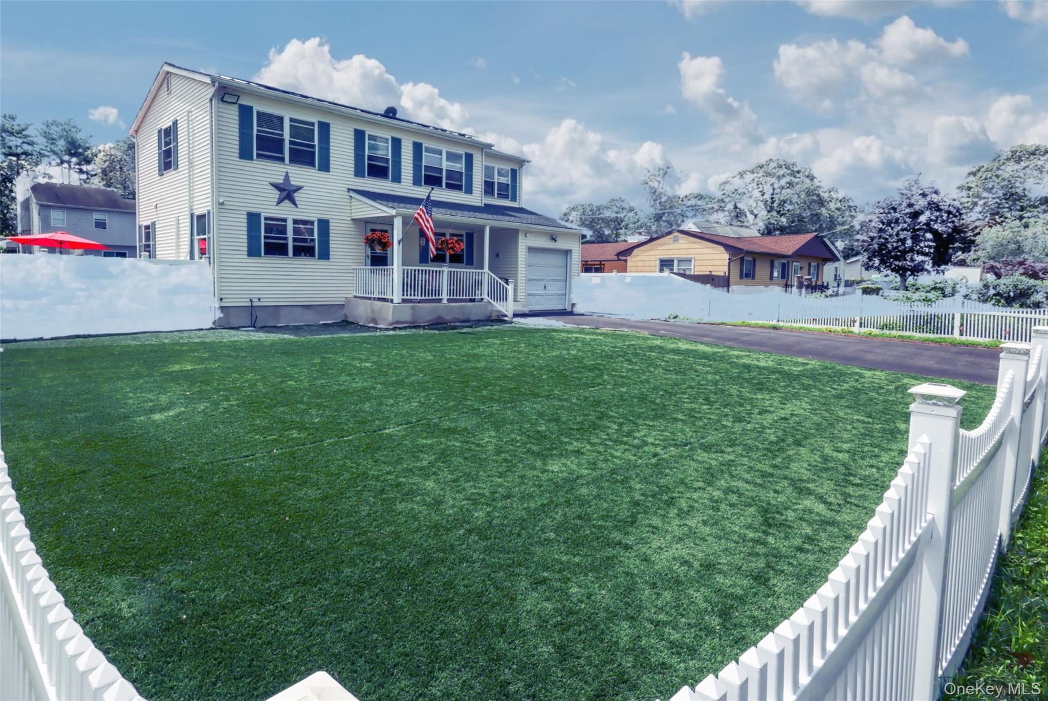 #5 photo, 42 Adobe Drive, Shirley , NY 11967