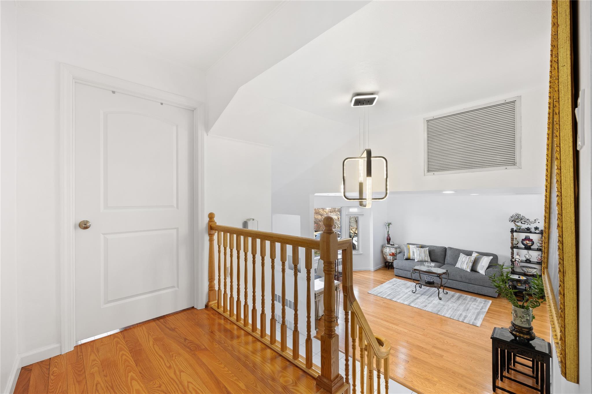 #10 photo, 46 Norman Lane, Levittown , NY 11756