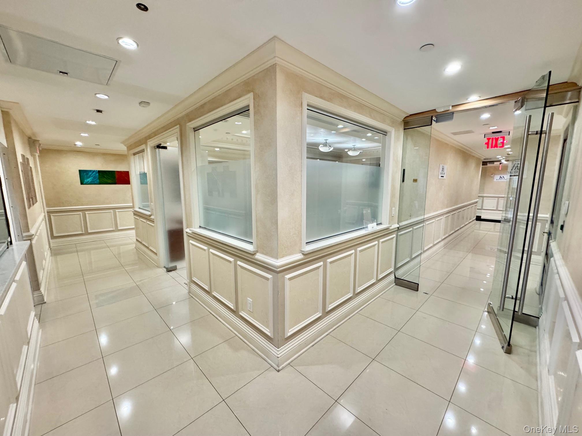 #11 photo, 21515 Northern Boulevard, クイーンズ区 Bayside , NY 11361