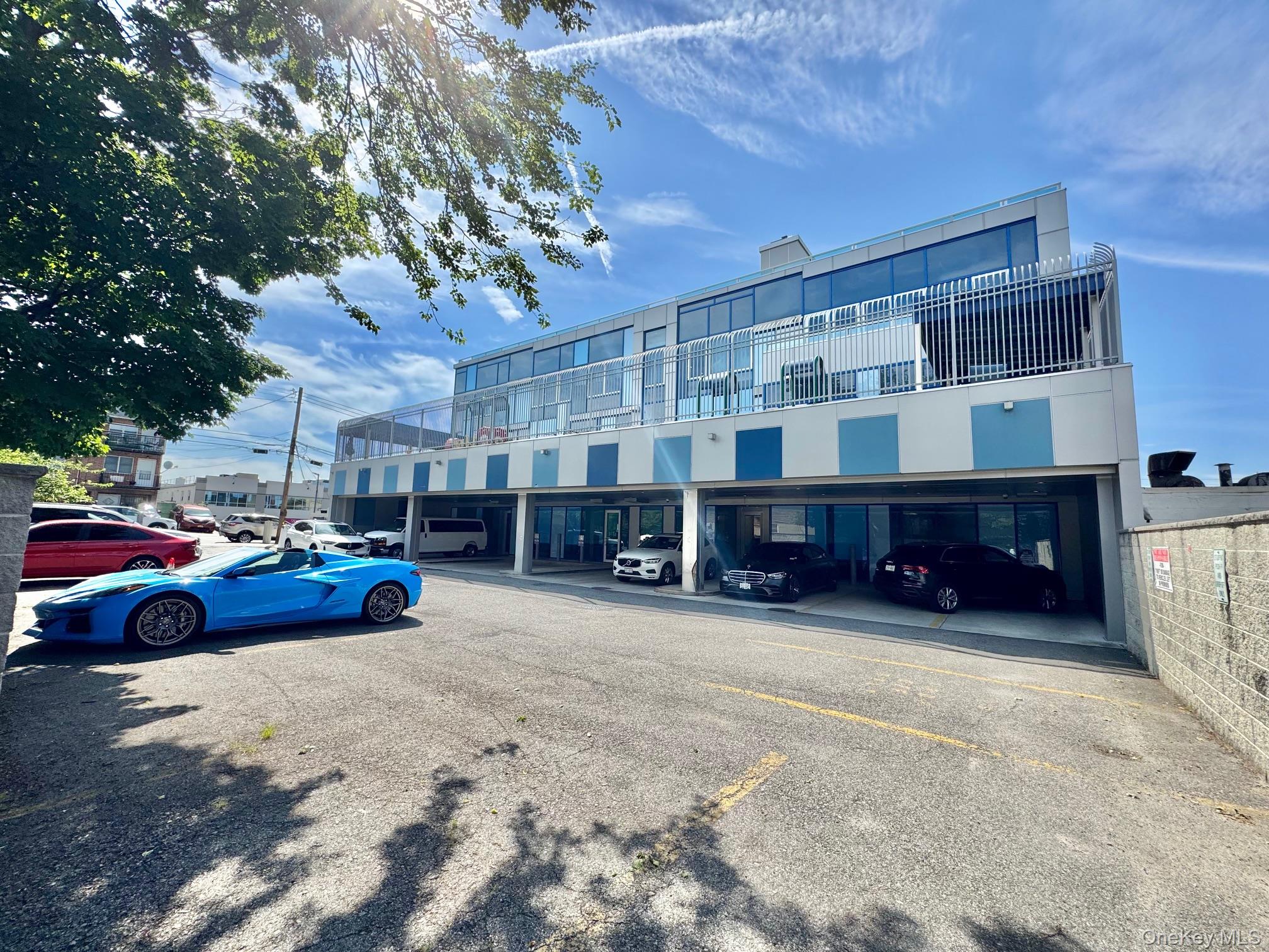 #2 photo, 21515 Northern Boulevard, クイーンズ区 Bayside , NY 11361