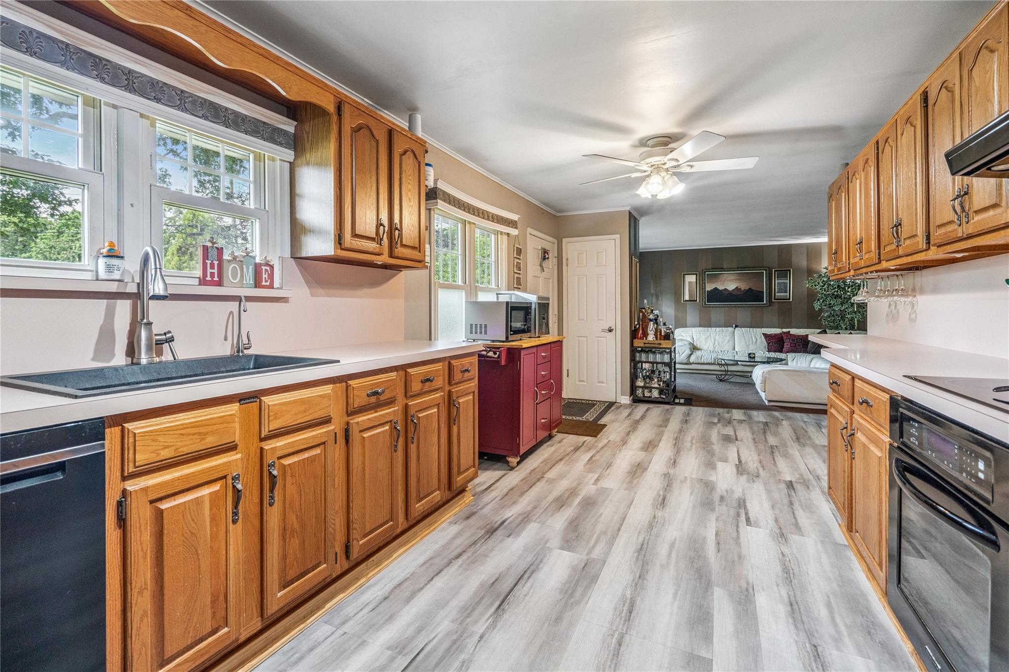 #11 photo, 3 Lilly Court, サフォーク郡 Moriches , NY 11955