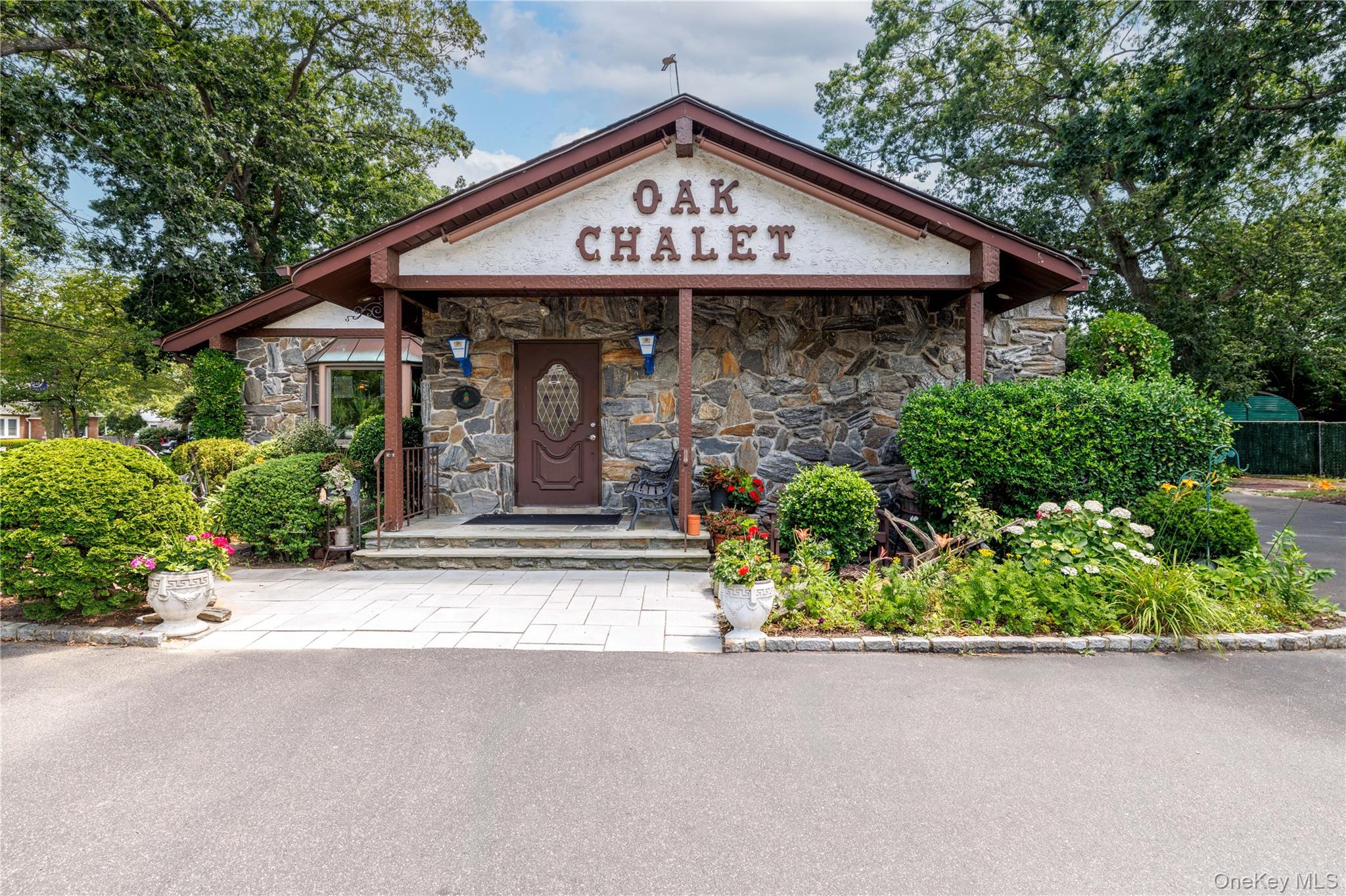 #5 photo, 1940 Bellmore Avenue, ナッソー郡 Bellmore , NY 11710