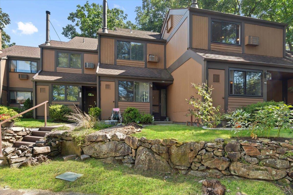 #1 photo, 104 Round Hill Road, 紐約州 Dobbs Ferry , NY 10522