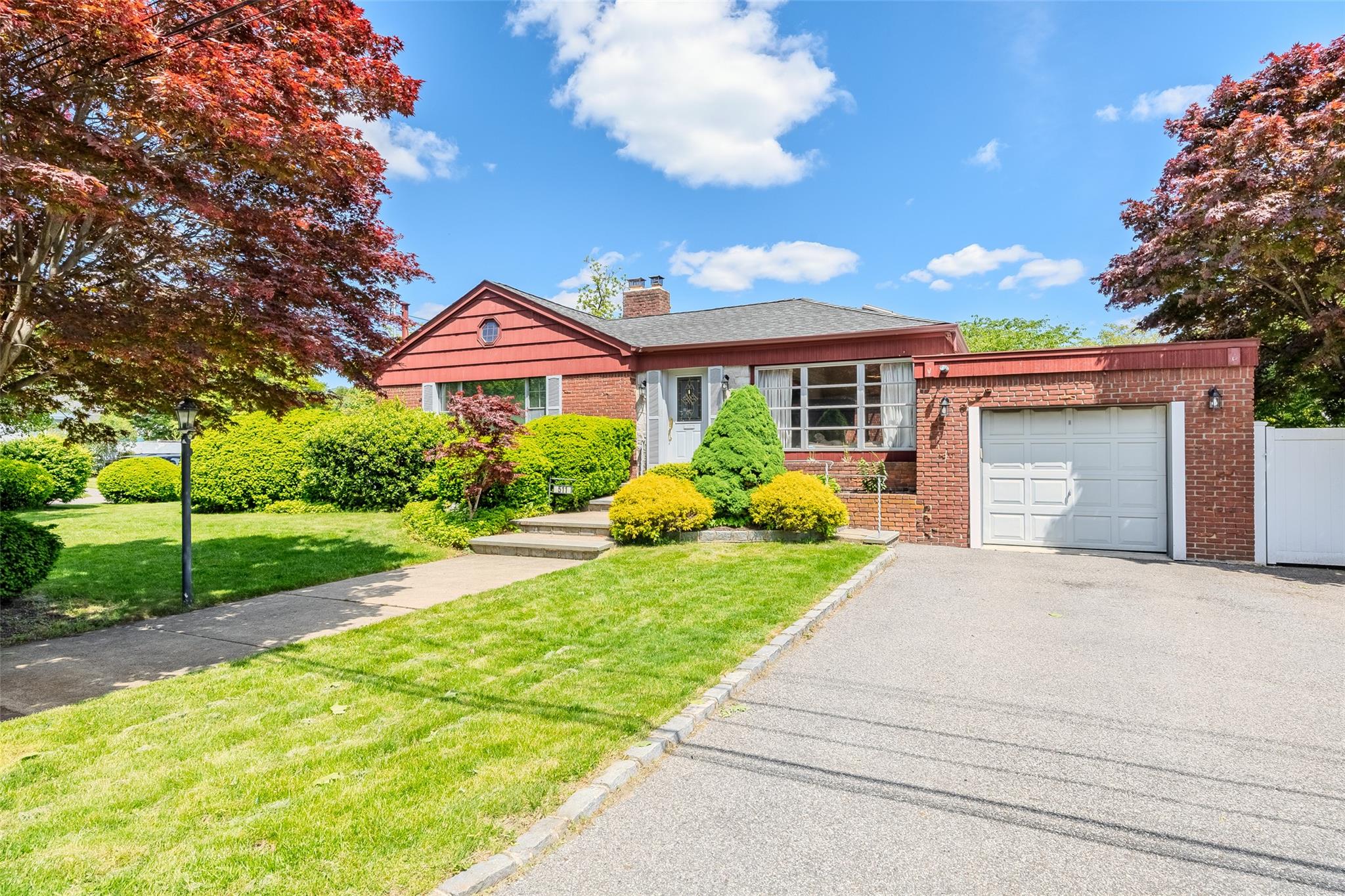 #2 photo, 511 Milligan Lane, West Islip , NY 11795