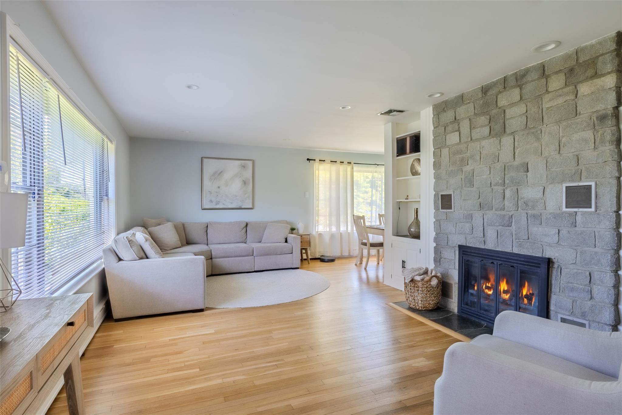 #3 photo, 511 Milligan Lane, West Islip , NY 11795