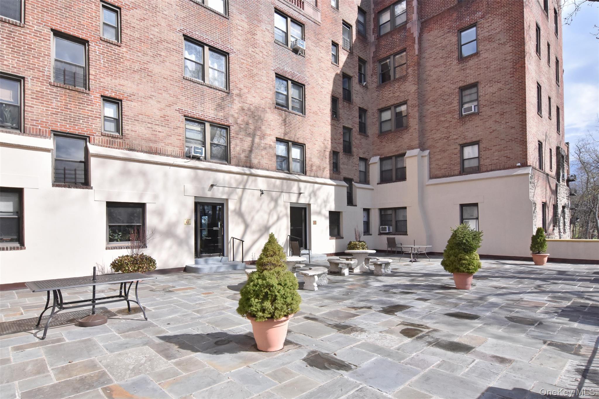 #15 photo, 4784 Boston Post Road, Pelham , NY 10803