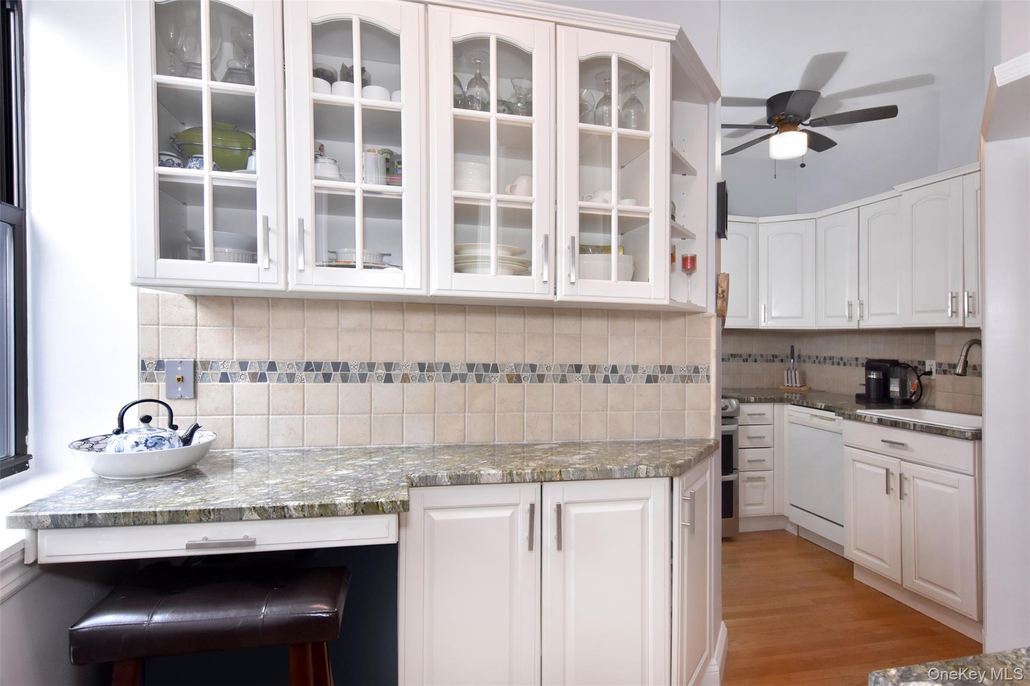 #6 photo, 4784 Boston Post Road, Pelham , NY 10803