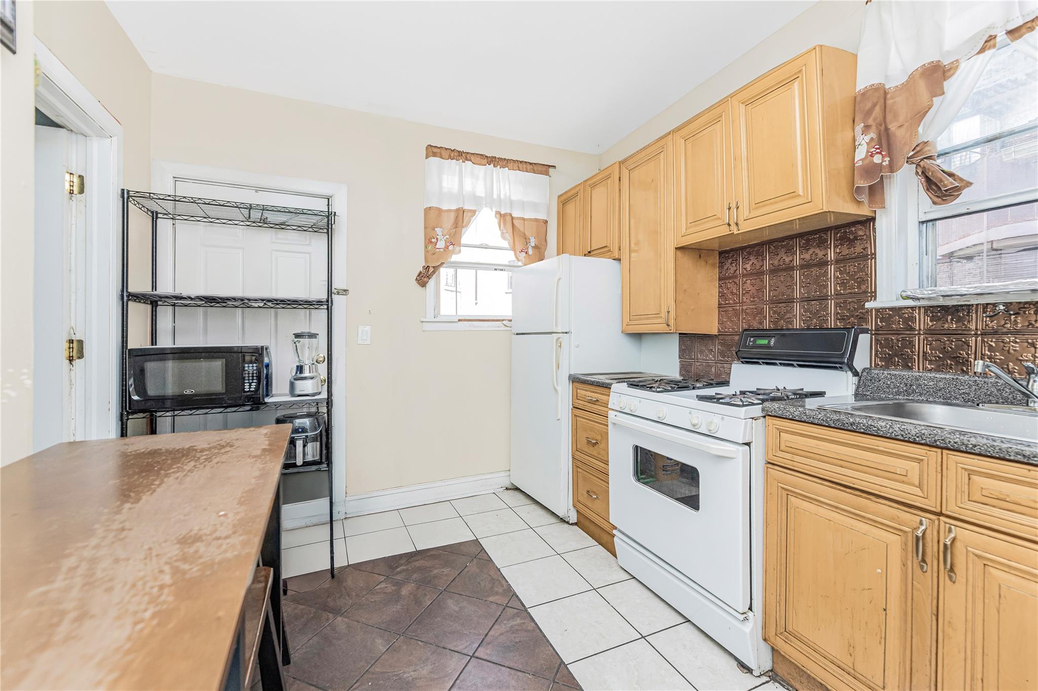 #13 photo, 3043 Bailey Avenue, ブロンクス区 Bronx , NY 10463