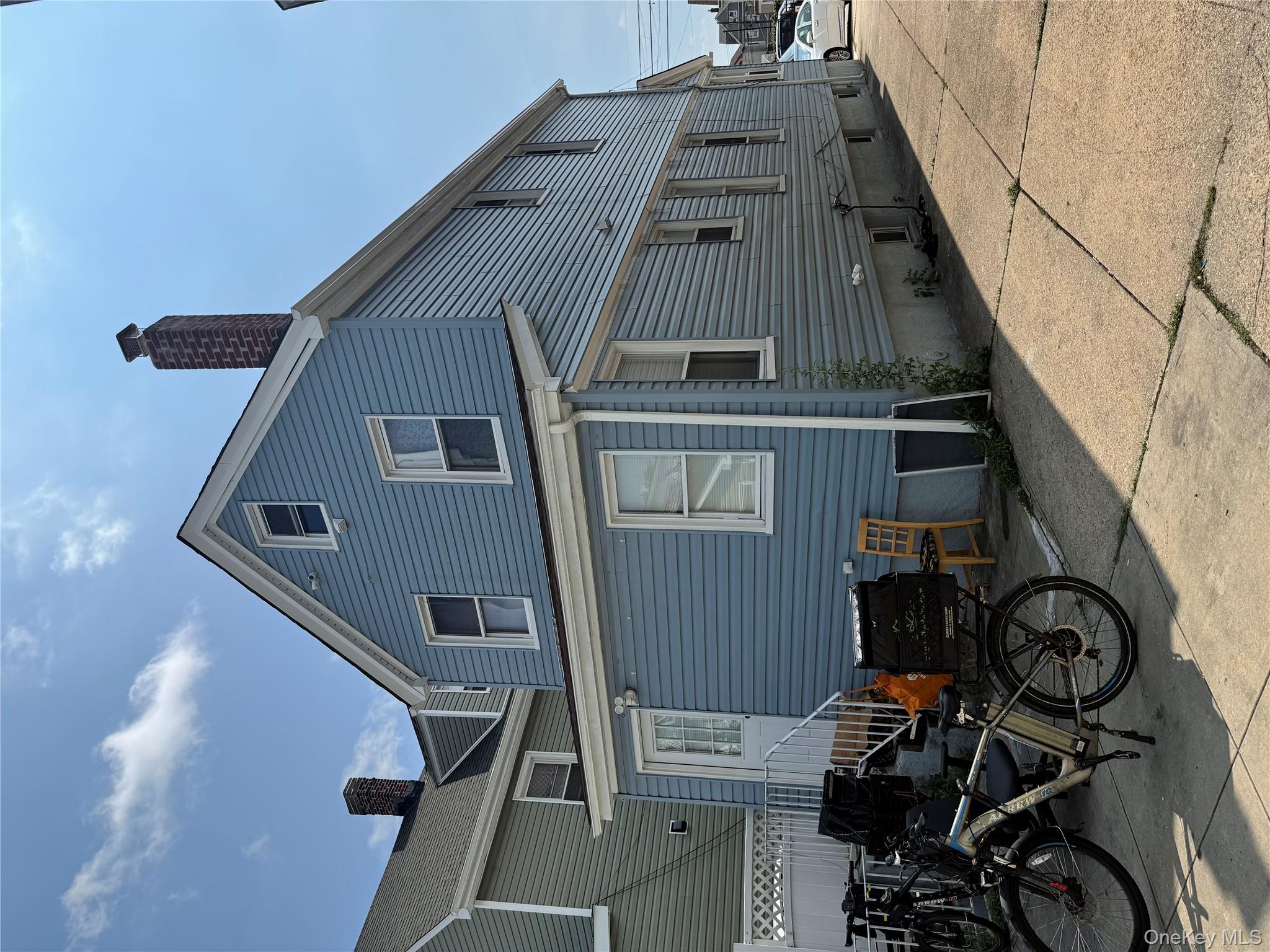 #6 photo, 101-19 Lefferts Boulevard, Richmond Hill , NY 11419