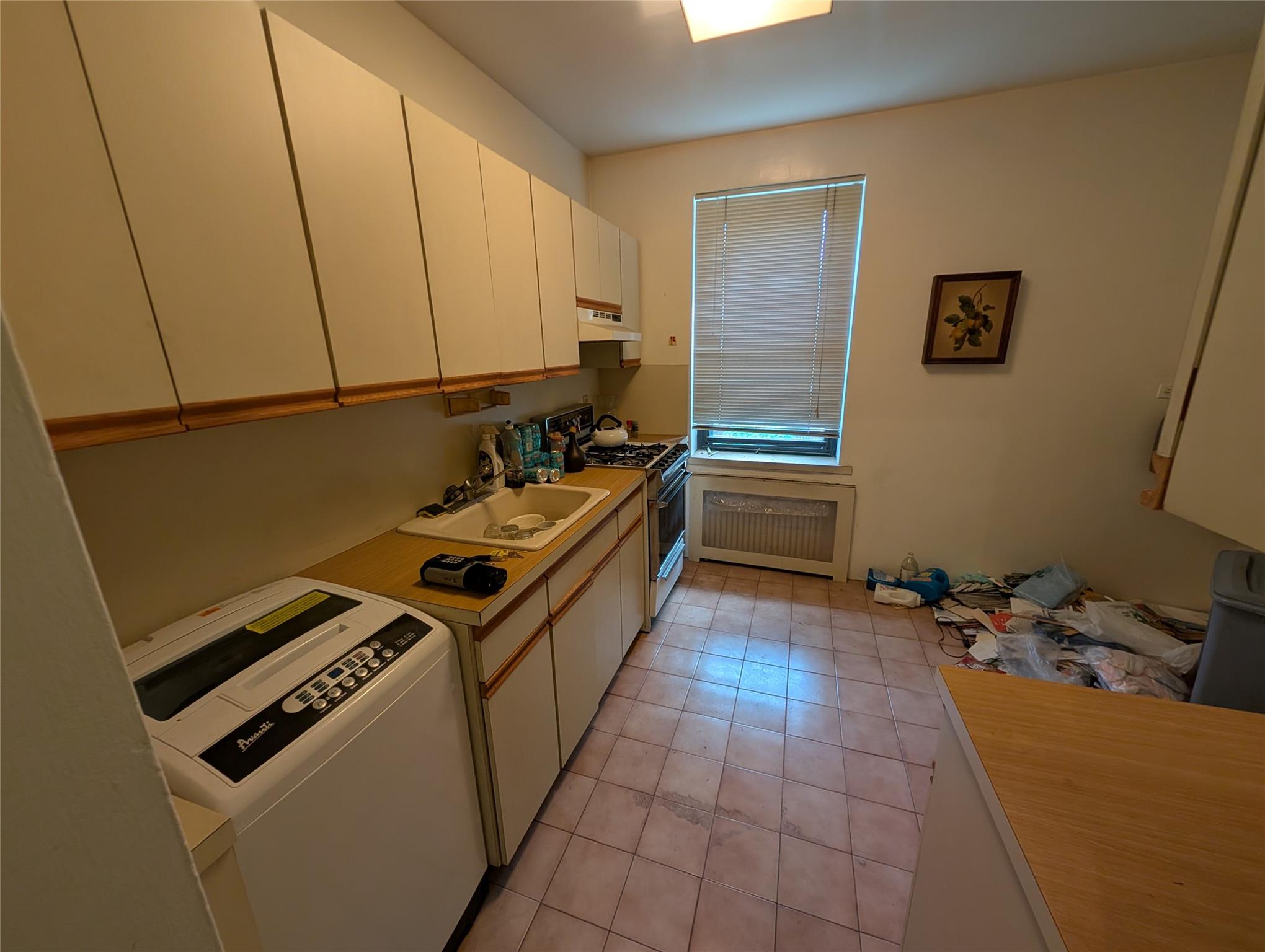 #2 photo, 21-16 77 Street 2nd Floor, Astoria , NY 11370