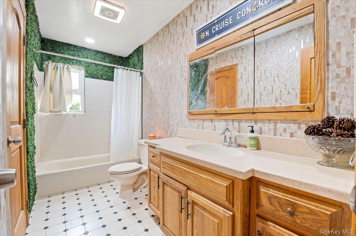 #14 photo, 34 Dennis Lane, ナッソー郡 Bethpage , NY 11714