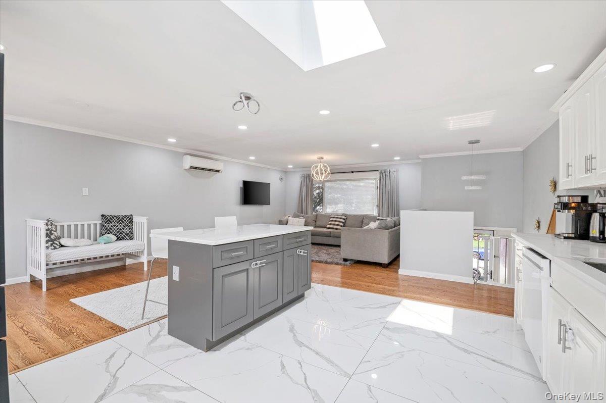 #8 photo, 34 Dennis Lane, ナッソー郡 Bethpage , NY 11714