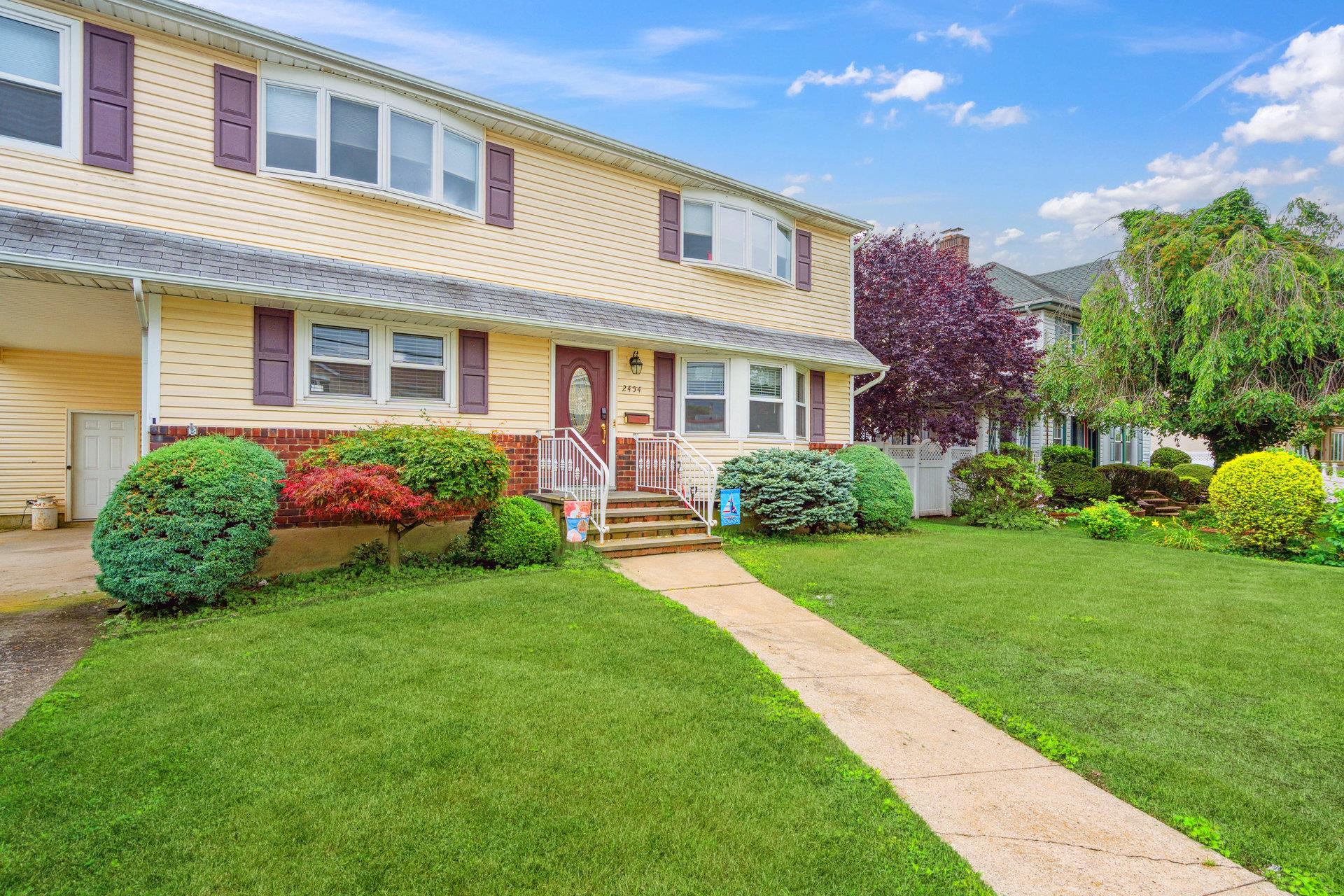 #1 photo, 2454 Amherst Street, 長島 East Meadow , NY 11554