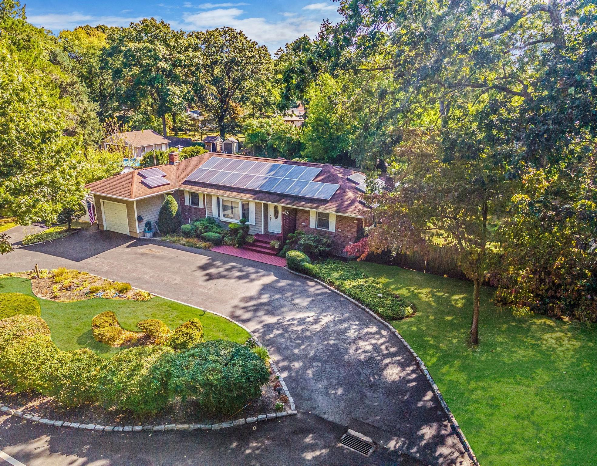 #3 photo, 117 Pond Path, سوفولك Centereach , NY 11720