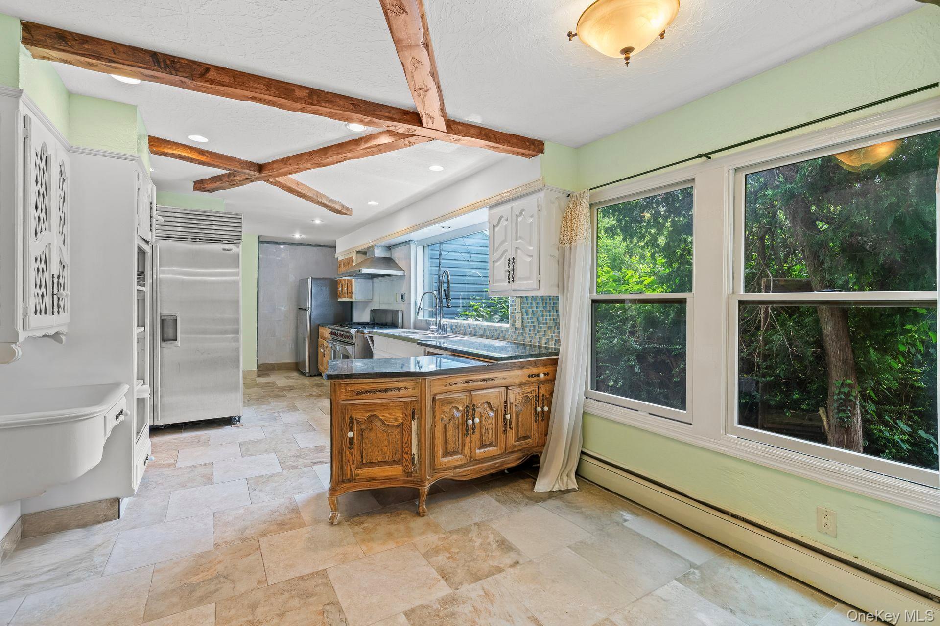 #14 photo, 13 Whitney Circle, ナッソー郡 Glen Cove , NY 11542