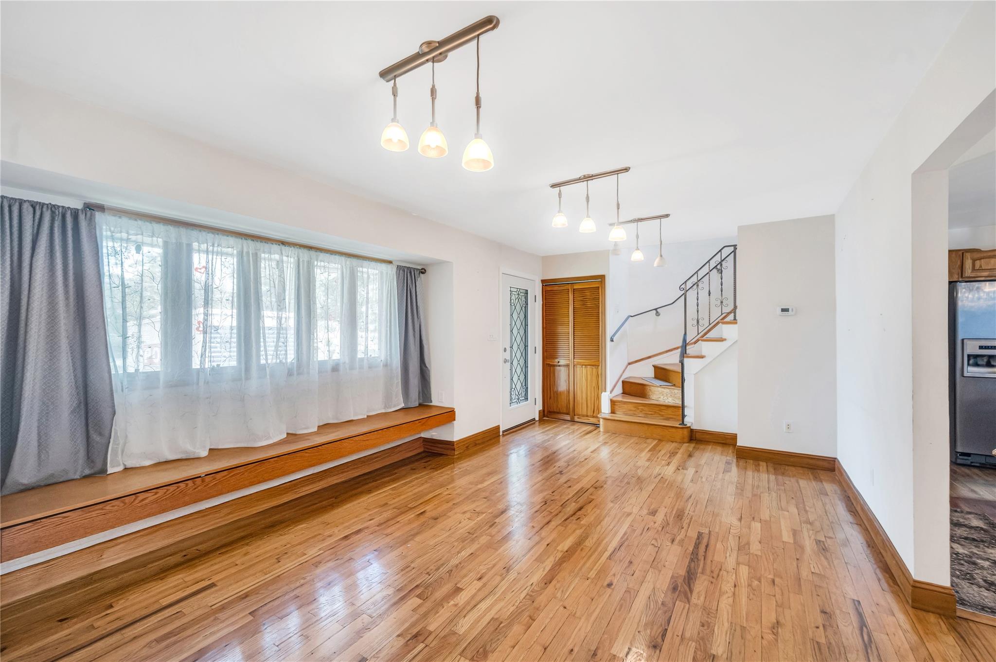 #5 photo, 8 Brenner Road, サフォーク郡 Coram , NY 11727