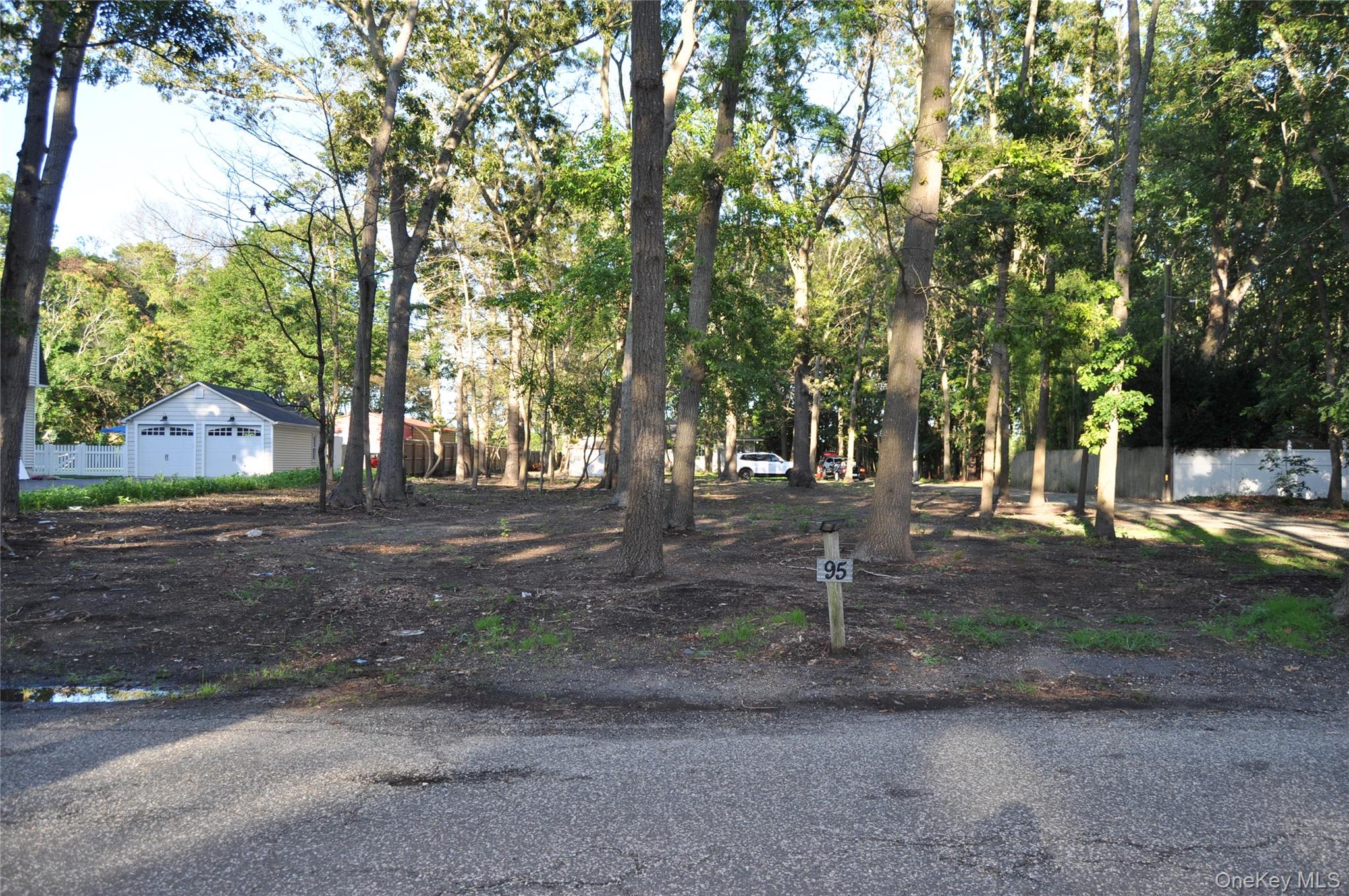 #3 photo, 95 Lincoln Road, Medford , NY 11763