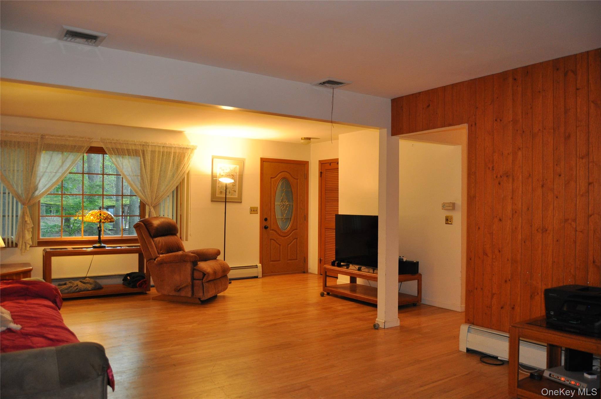 #4 photo, 95 Lincoln Road, Medford , NY 11763