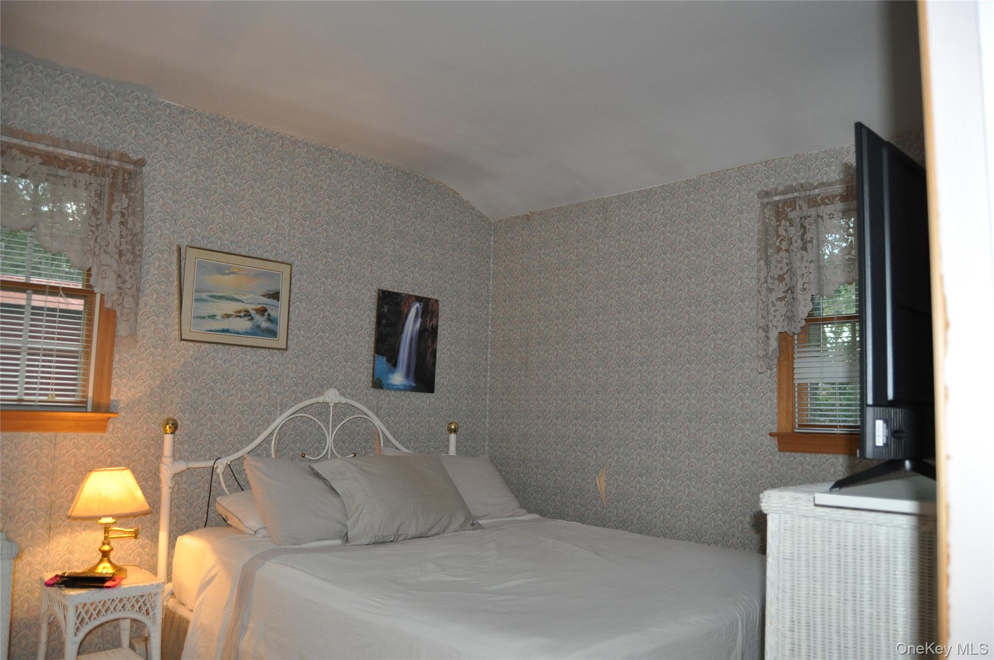 #7 photo, 95 Lincoln Road, Medford , NY 11763