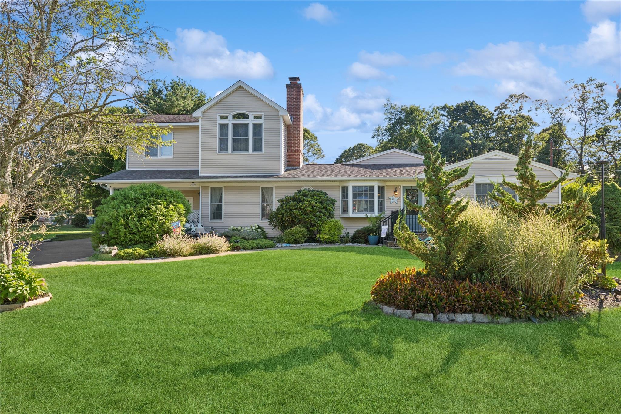 #1 photo, 123 Broad Avenue, 東長島 Aquebogue , NY 11931