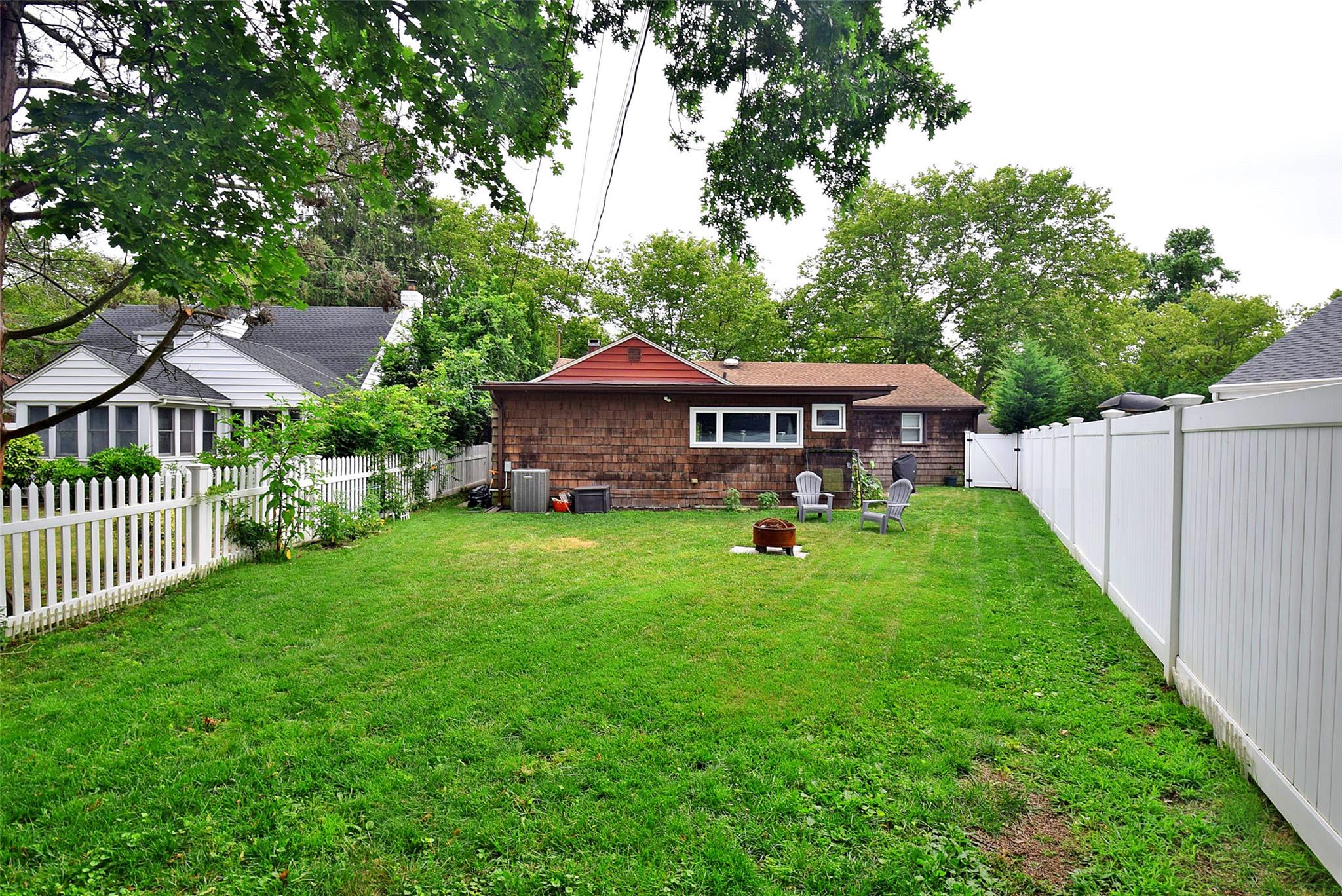 #4 photo, 366 Peninsula Boulevard, ナッソー郡 Lynbrook , NY 11563