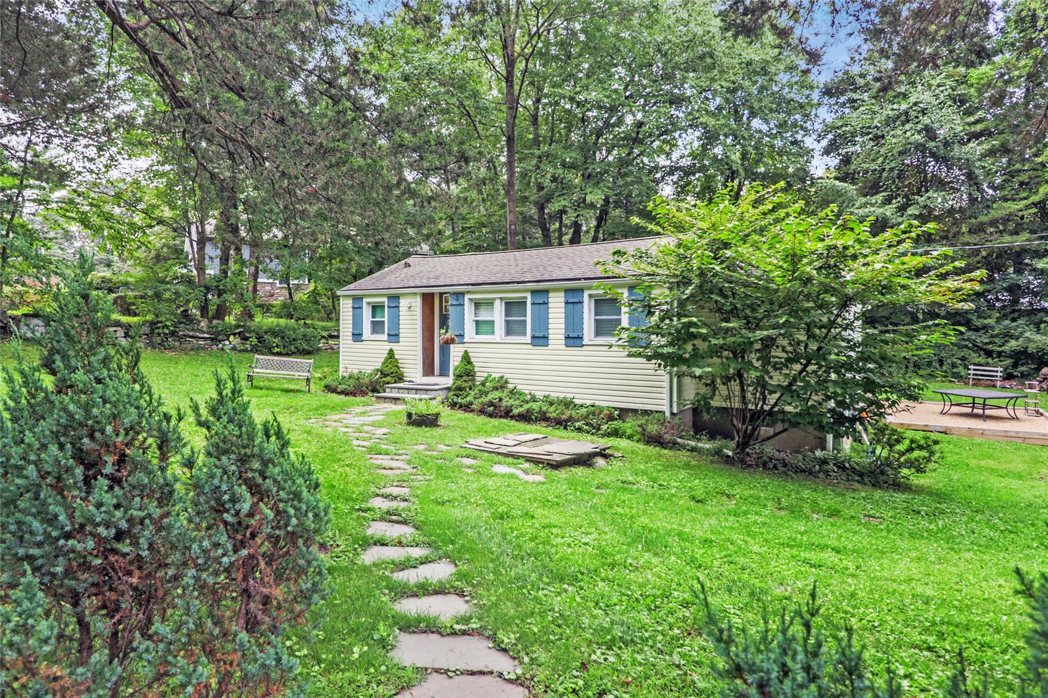 #1 photo, 46 Grandview Road, South Salem , NY 10590