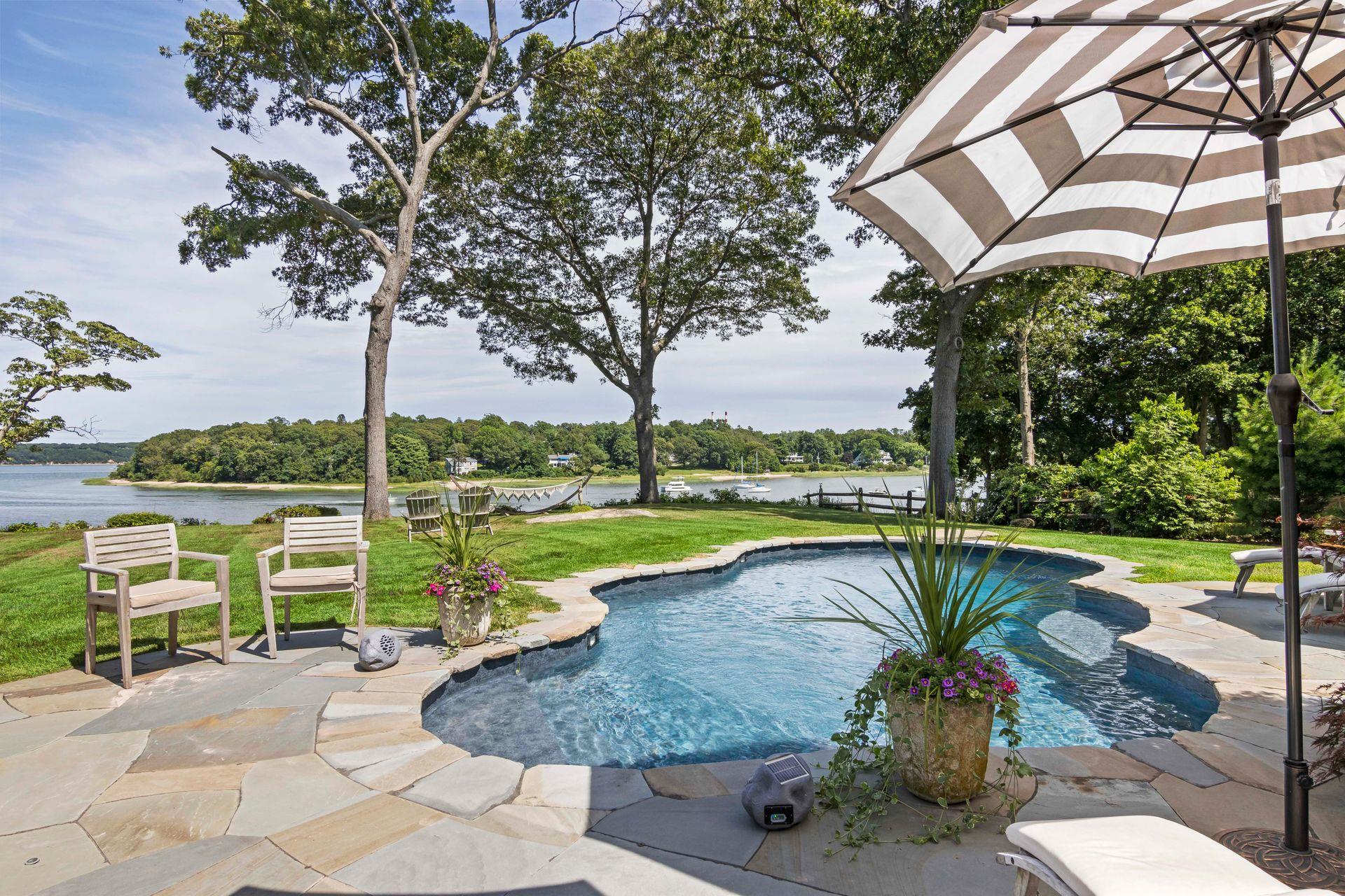 #13 photo, 88 Dyke Road, サフォーク郡 Setauket , NY 11733