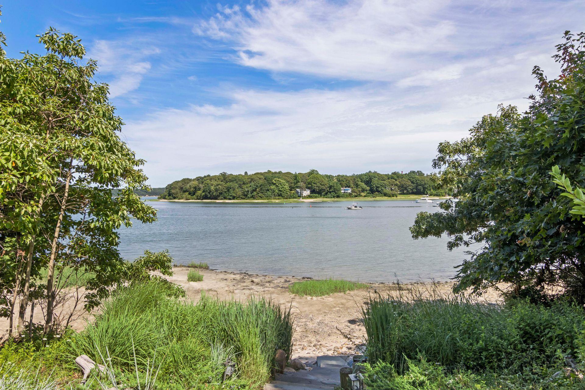 #3 photo, 88 Dyke Road, サフォーク郡 Setauket , NY 11733