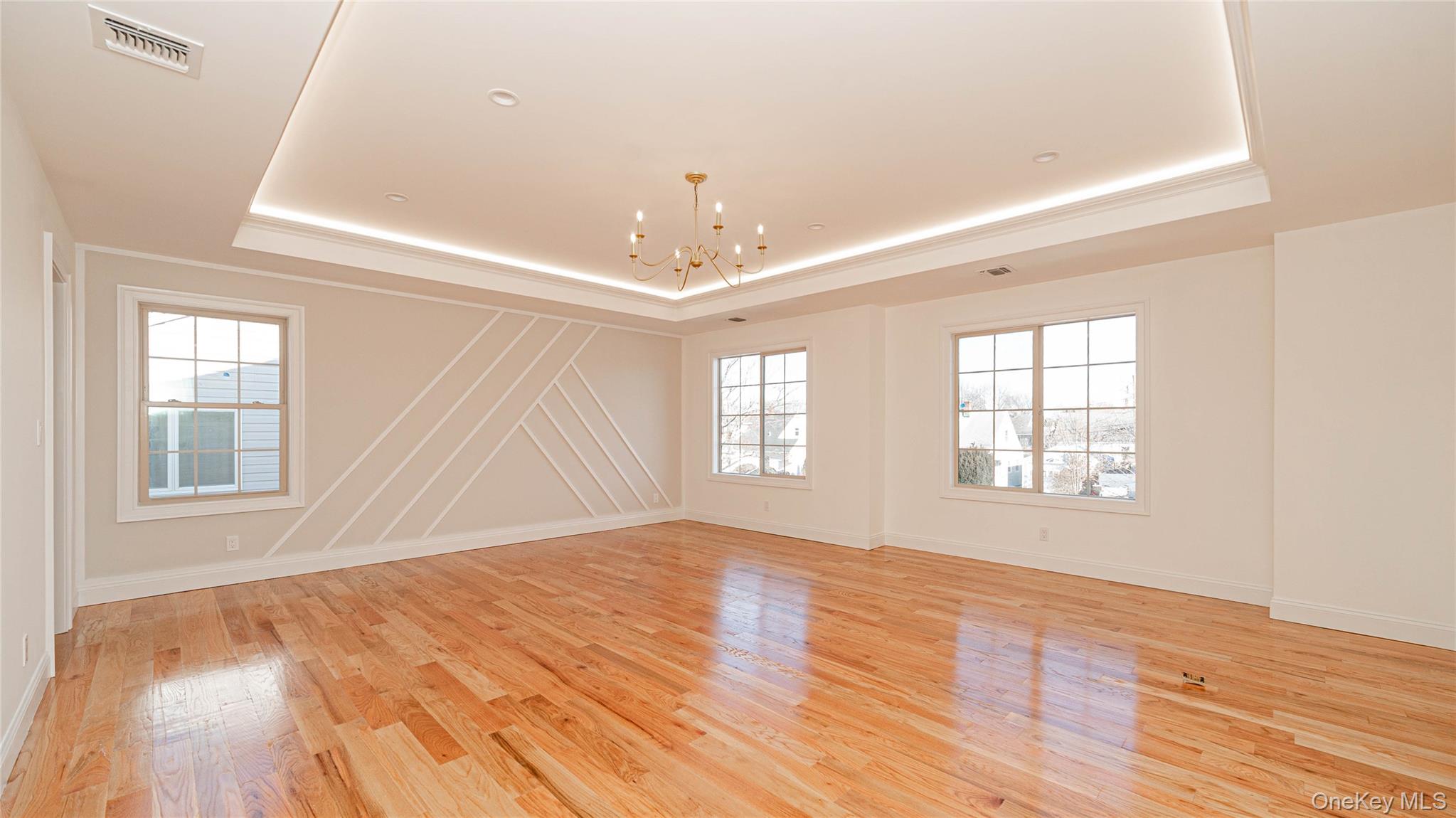 #12 photo, 102 Cotton Lane, 長島 Levittown , NY 11756