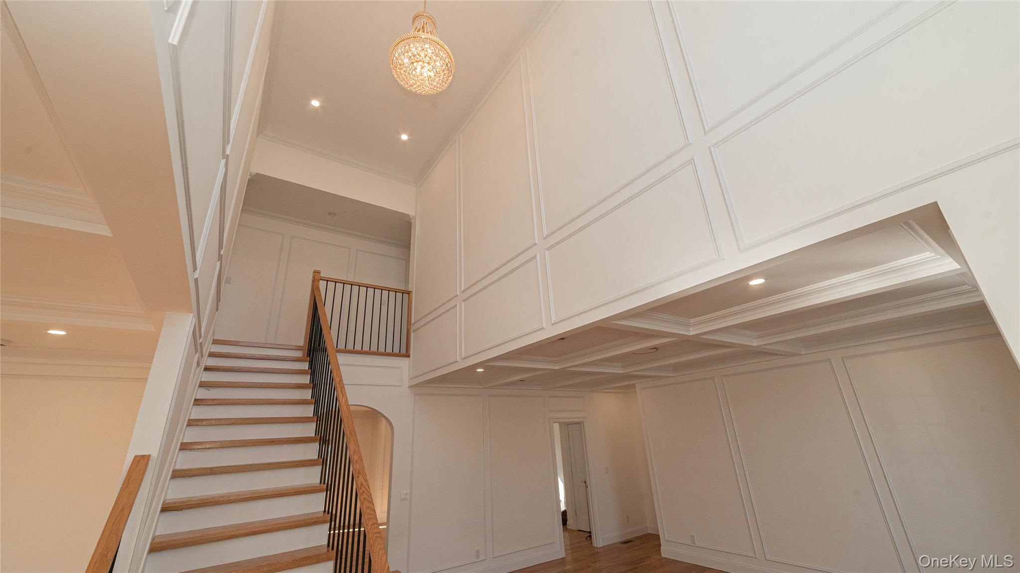 #4 photo, 102 Cotton Lane, 長島 Levittown , NY 11756