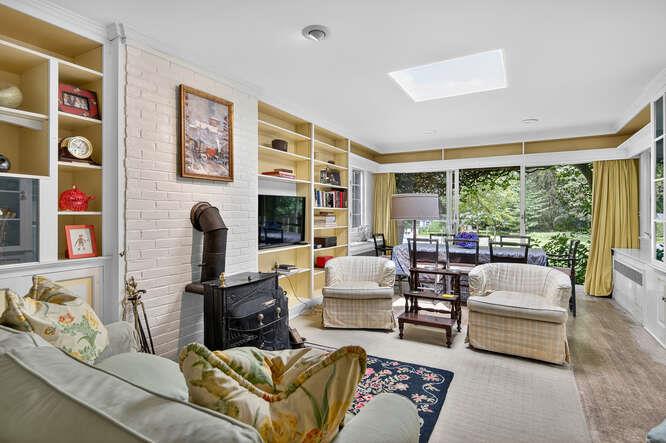 #11 photo, 273 Bayville Road, Lattingtown , NY 11560