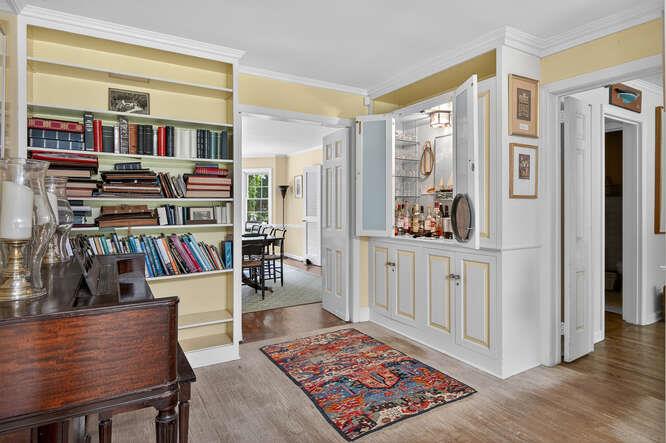 #12 photo, 273 Bayville Road, Lattingtown , NY 11560