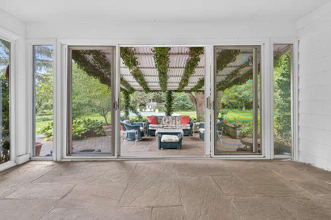 #8 photo, 273 Bayville Road, Lattingtown , NY 11560