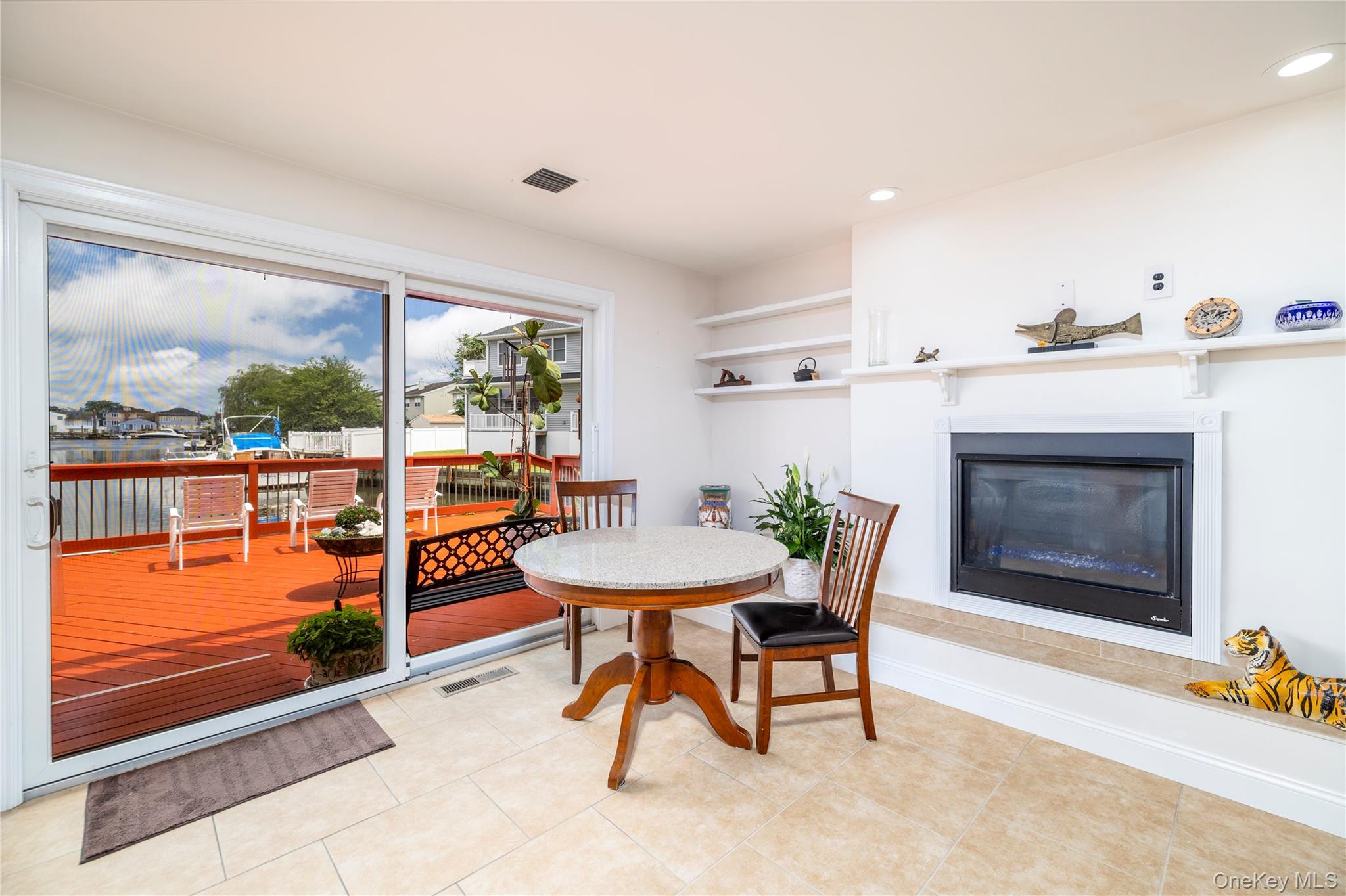 #18 photo, 163 Mott Street, ナッソー郡 Oceanside , NY 11572