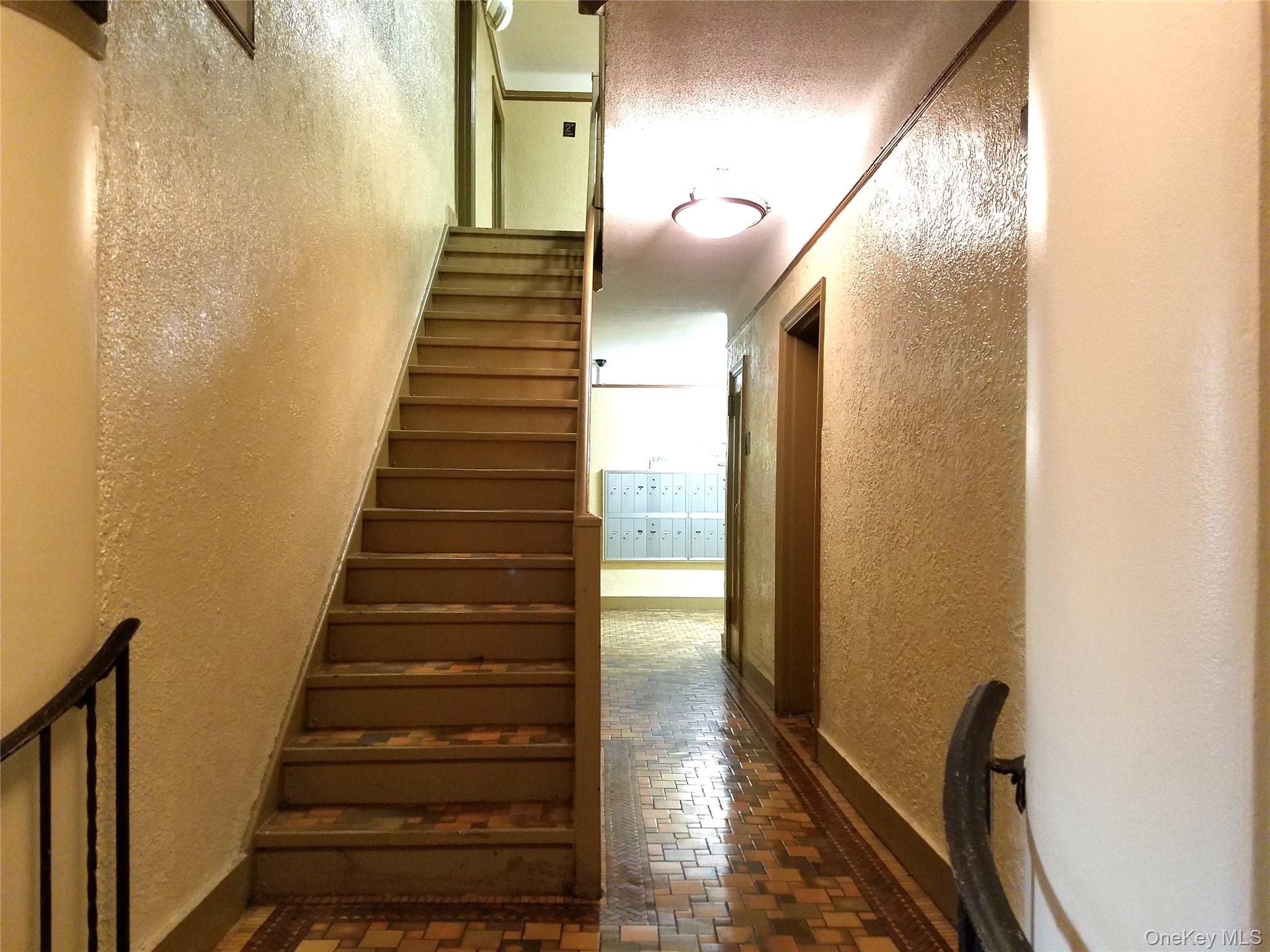 #11 photo, 2166 Bronx Park East Street, ブロンクス区 Bronx , NY 10462