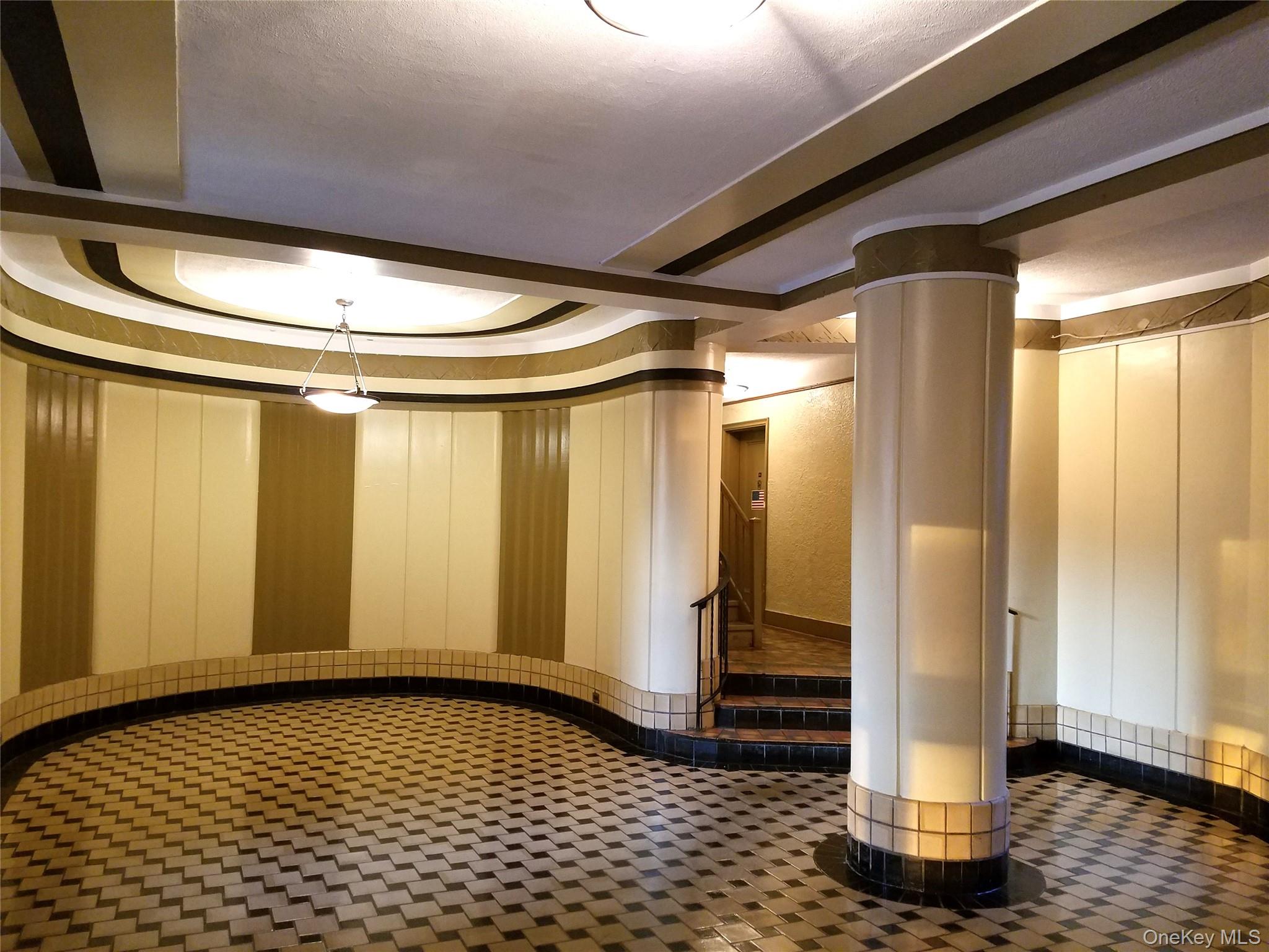 #8 photo, 2166 Bronx Park East Street, ブロンクス区 Bronx , NY 10462